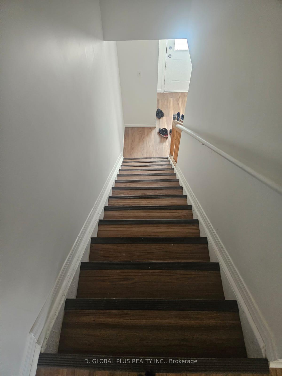 Photo 14 of 127 Eleventh Street E, Cornwall — HOMEH