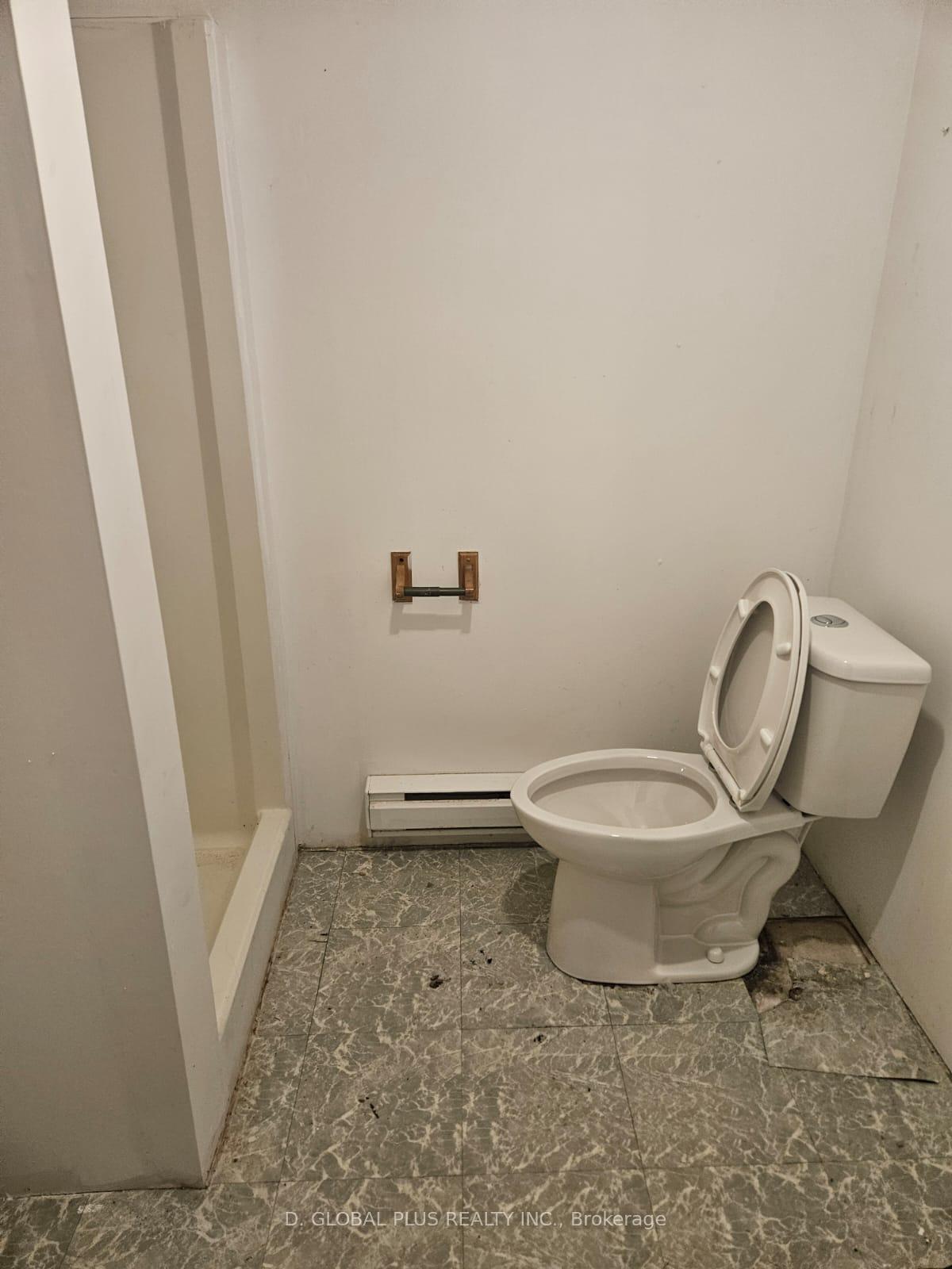 Photo 25 of 127 Eleventh Street E, Cornwall — HOMEH