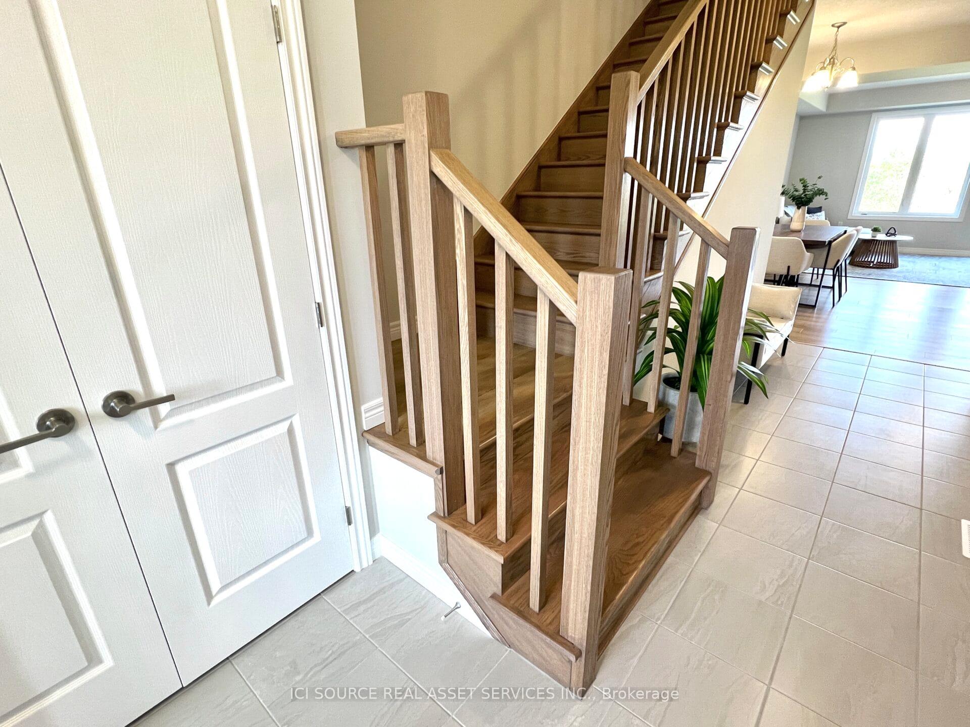 Photo 5 of 51 Lloyd Davies Way, Hamilton, Rural Glanbrook — HOMEH
