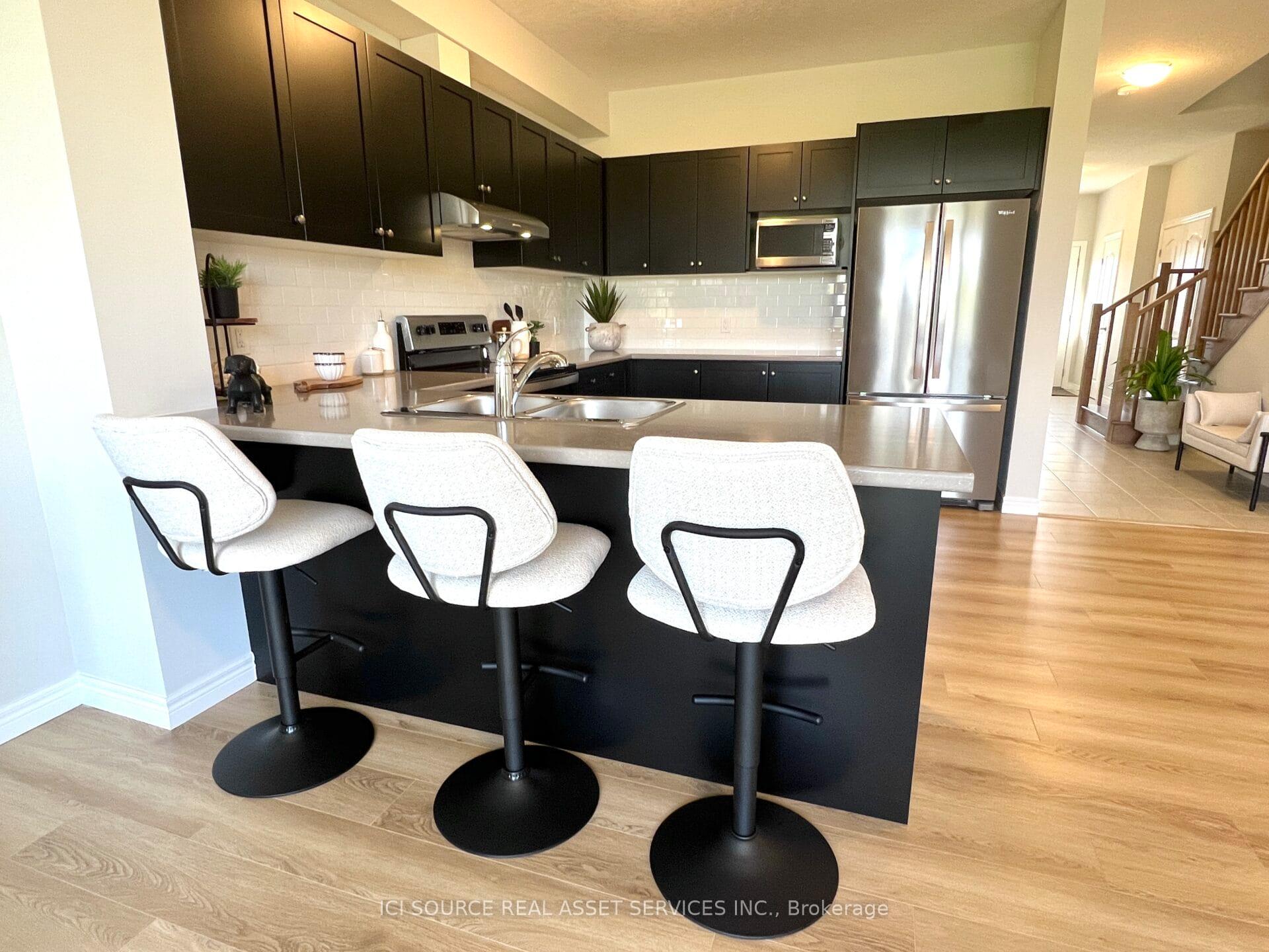 Photo 15 of 51 Lloyd Davies Way, Hamilton, Rural Glanbrook — HOMEH