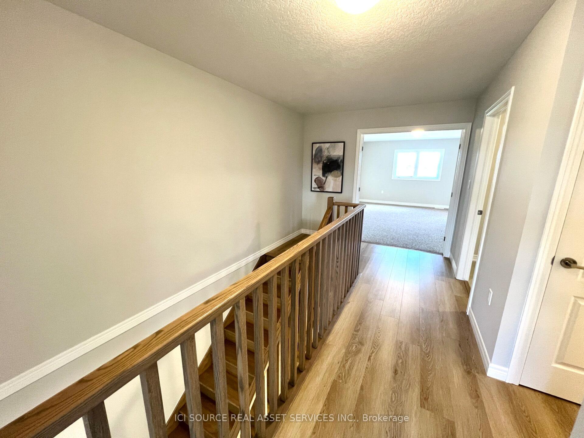 Photo 18 of 51 Lloyd Davies Way, Hamilton, Rural Glanbrook — HOMEH