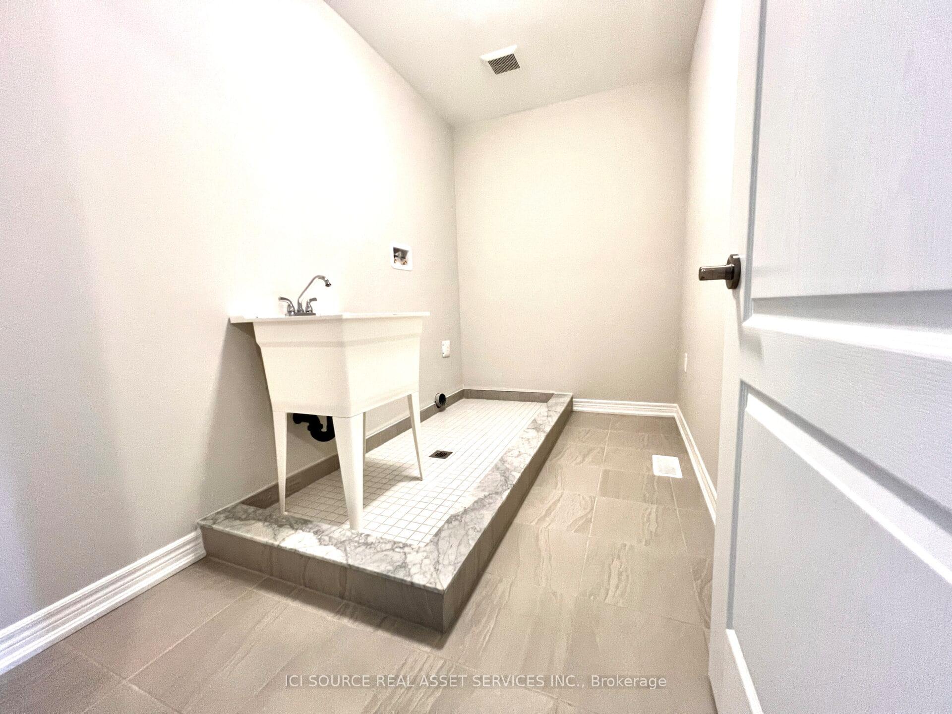 Photo 26 of 51 Lloyd Davies Way, Hamilton, Rural Glanbrook — HOMEH