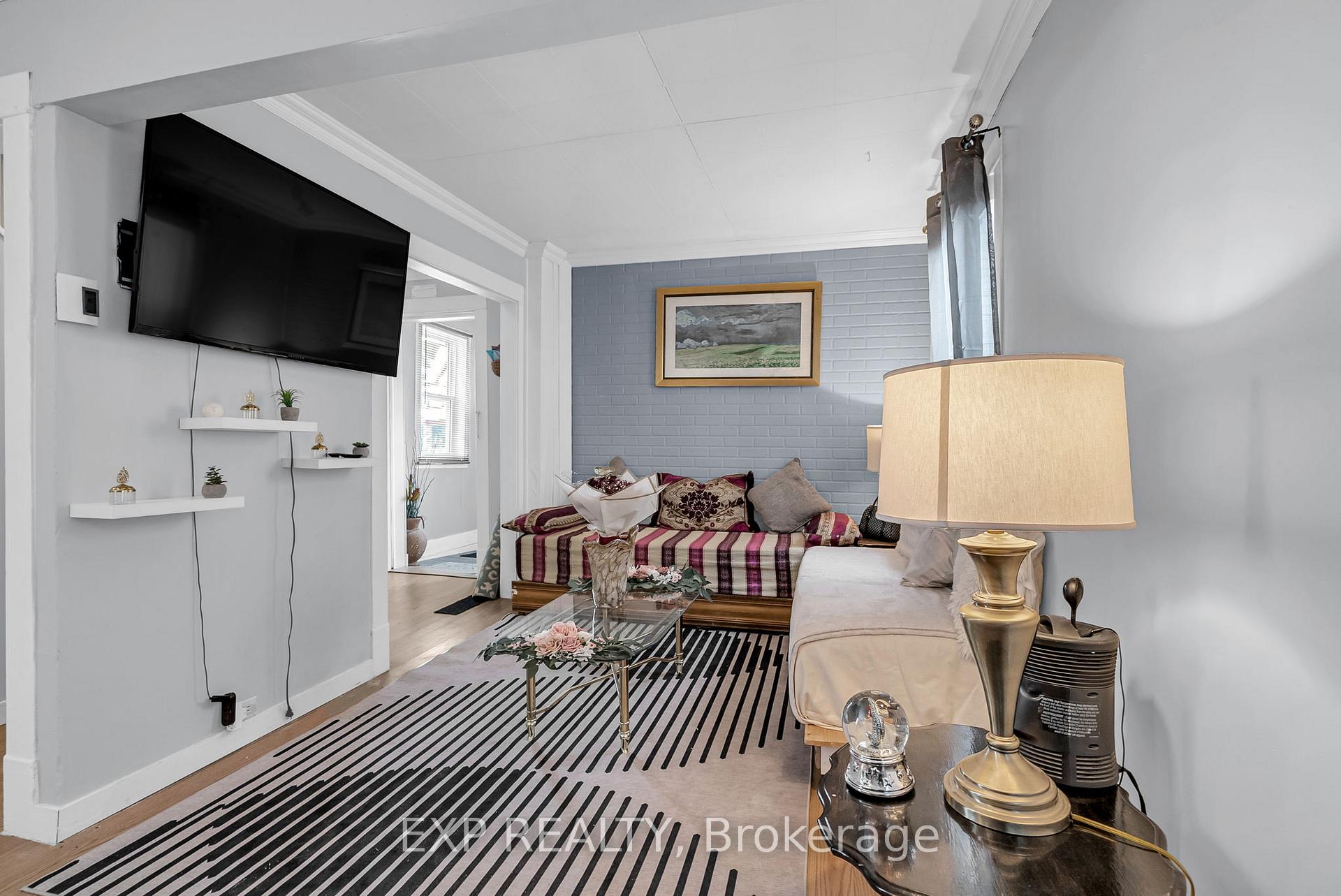 Photo 8 of 448 York Street, Cornwall — HOMEH