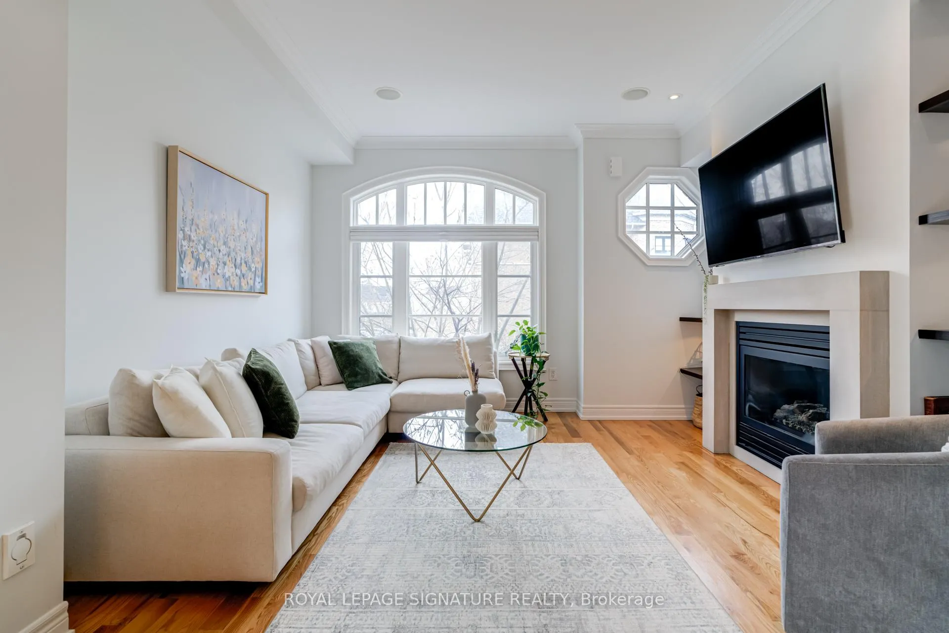 Photo 2 of 55 Ruby Lang Lane, Etobicoke, Mimico — HOMEH