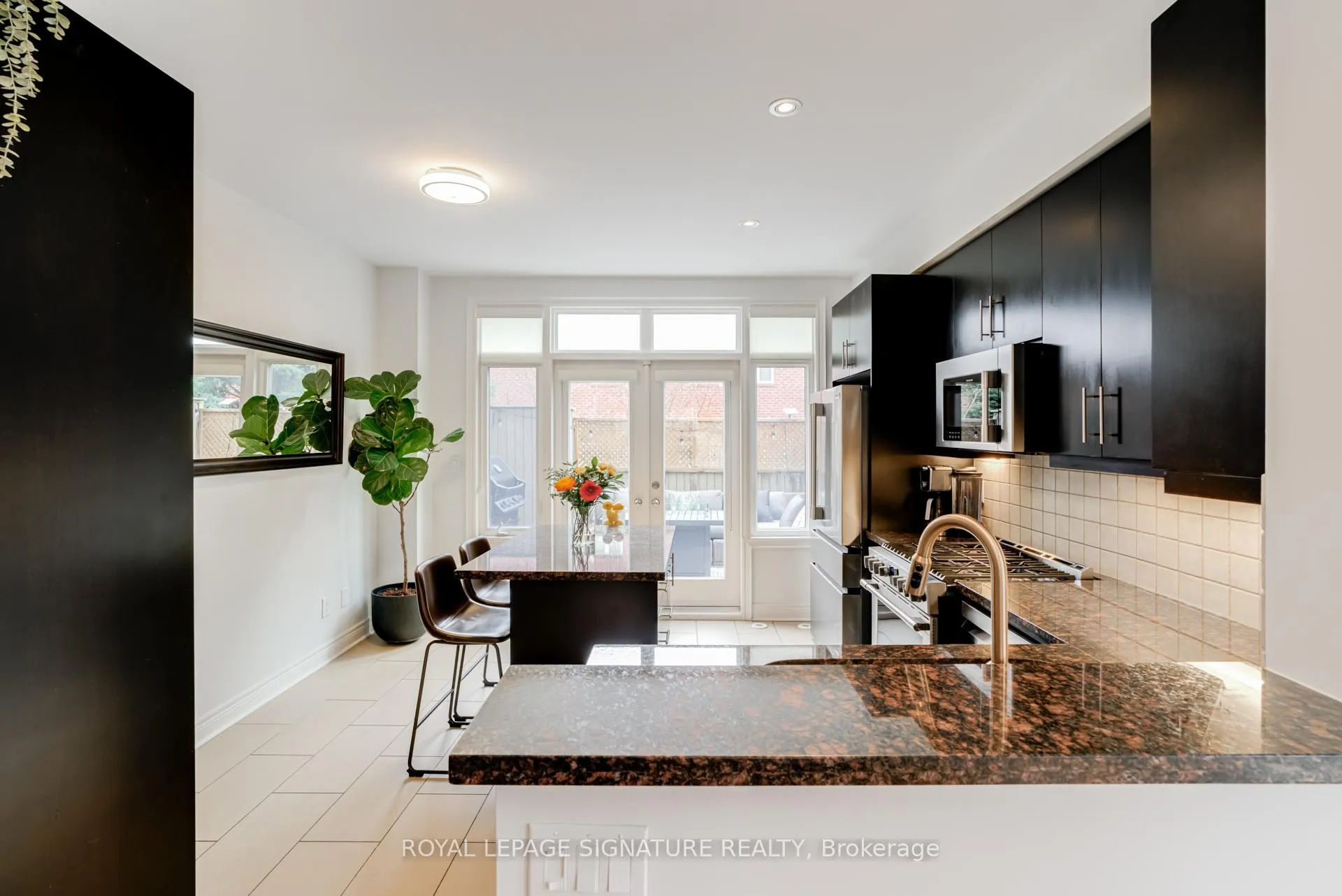 Photo 7 of 55 Ruby Lang Lane, Etobicoke, Mimico — HOMEH