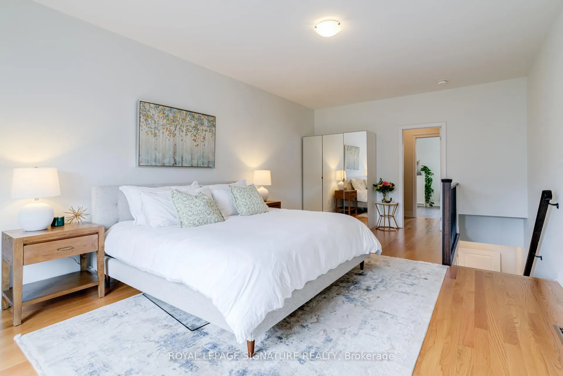 Photo 18 of 55 Ruby Lang Lane, Etobicoke, Mimico — HOMEH