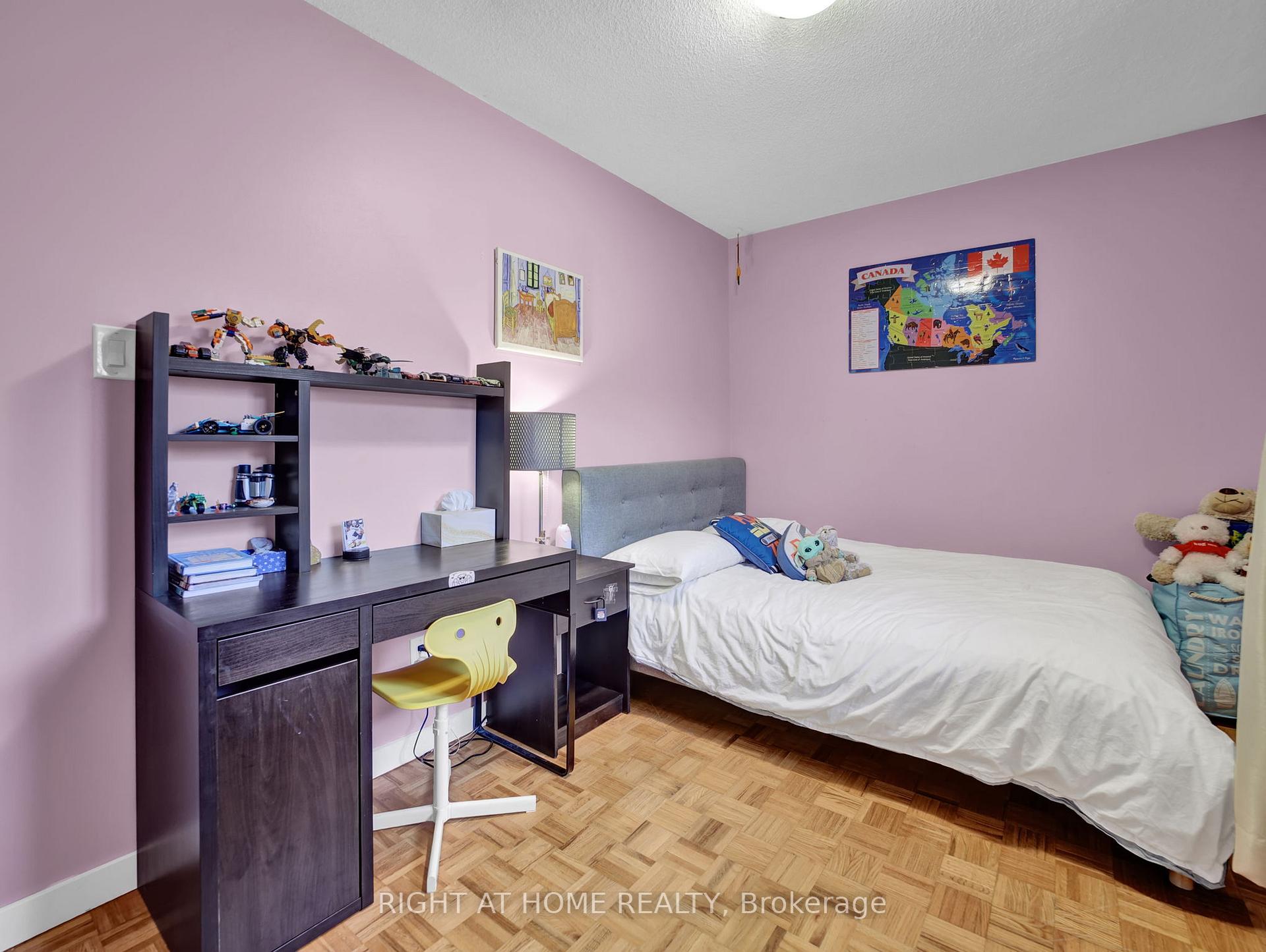 Photo 17 of 2 Chartwell Cres, Guelph, Dovercliffe Park/Old University — HOMEH