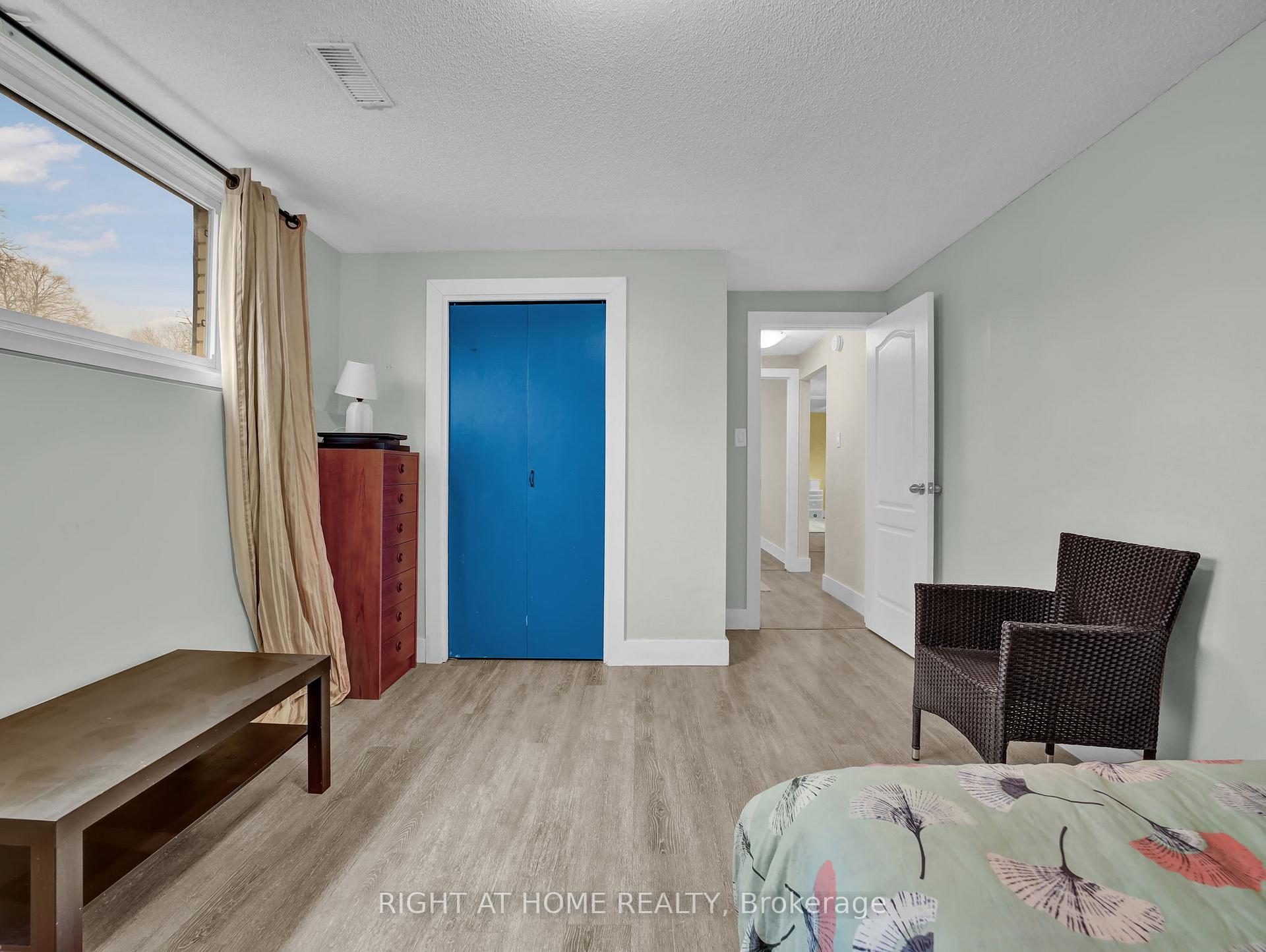 Photo 26 of 2 Chartwell Cres, Guelph, Dovercliffe Park/Old University — HOMEH