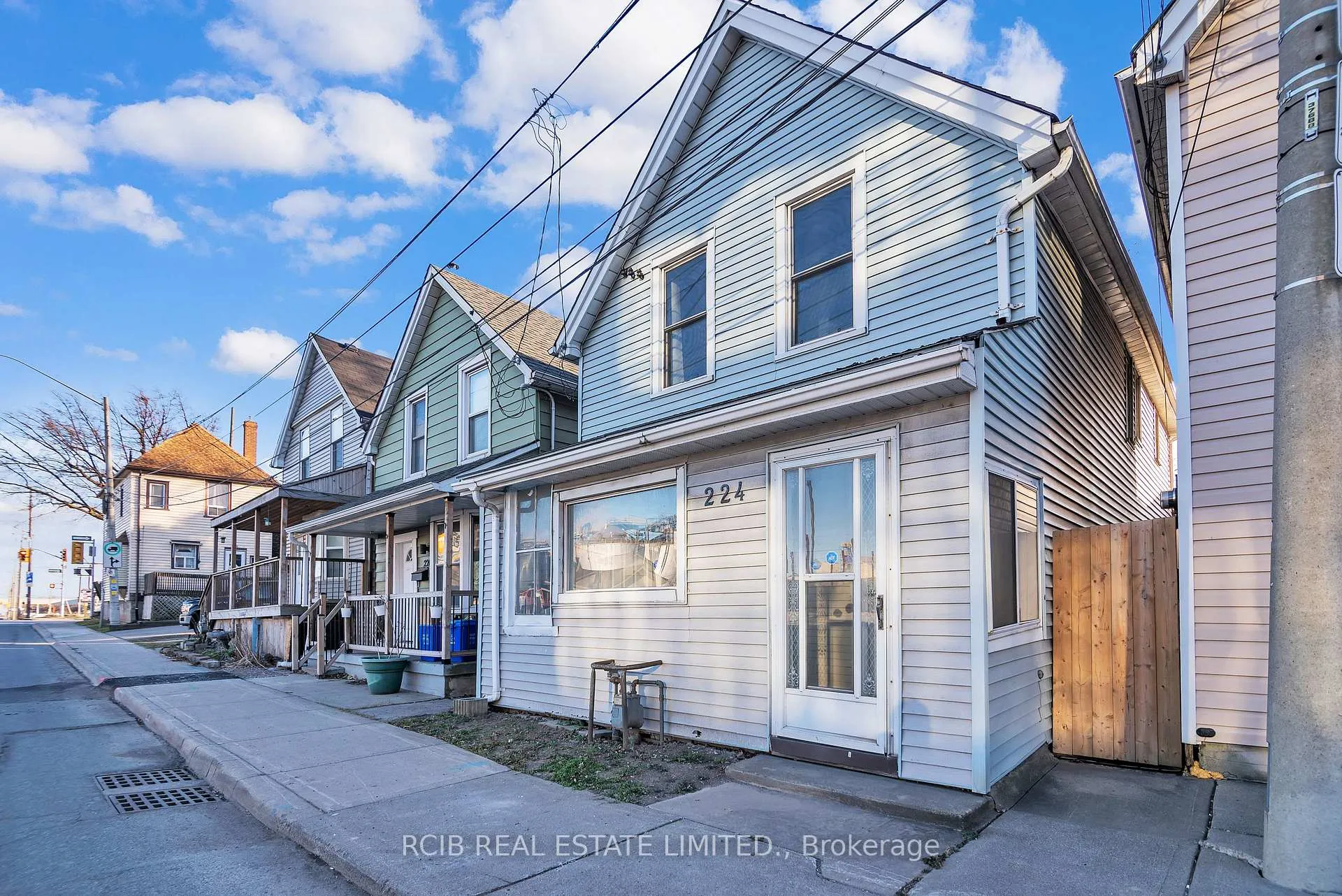 Photo 4 of 224 Burlington Street E, Hamilton, North End — HOMEH