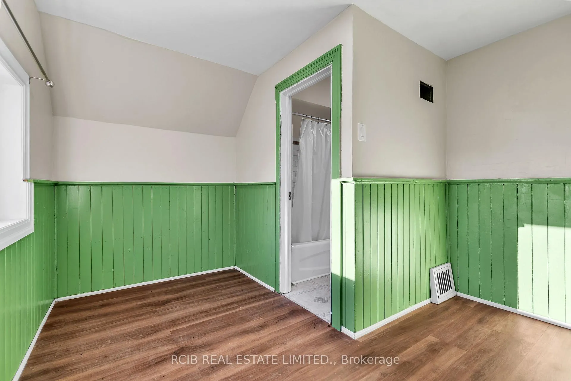 Photo 20 of 224 Burlington Street E, Hamilton, North End — HOMEH