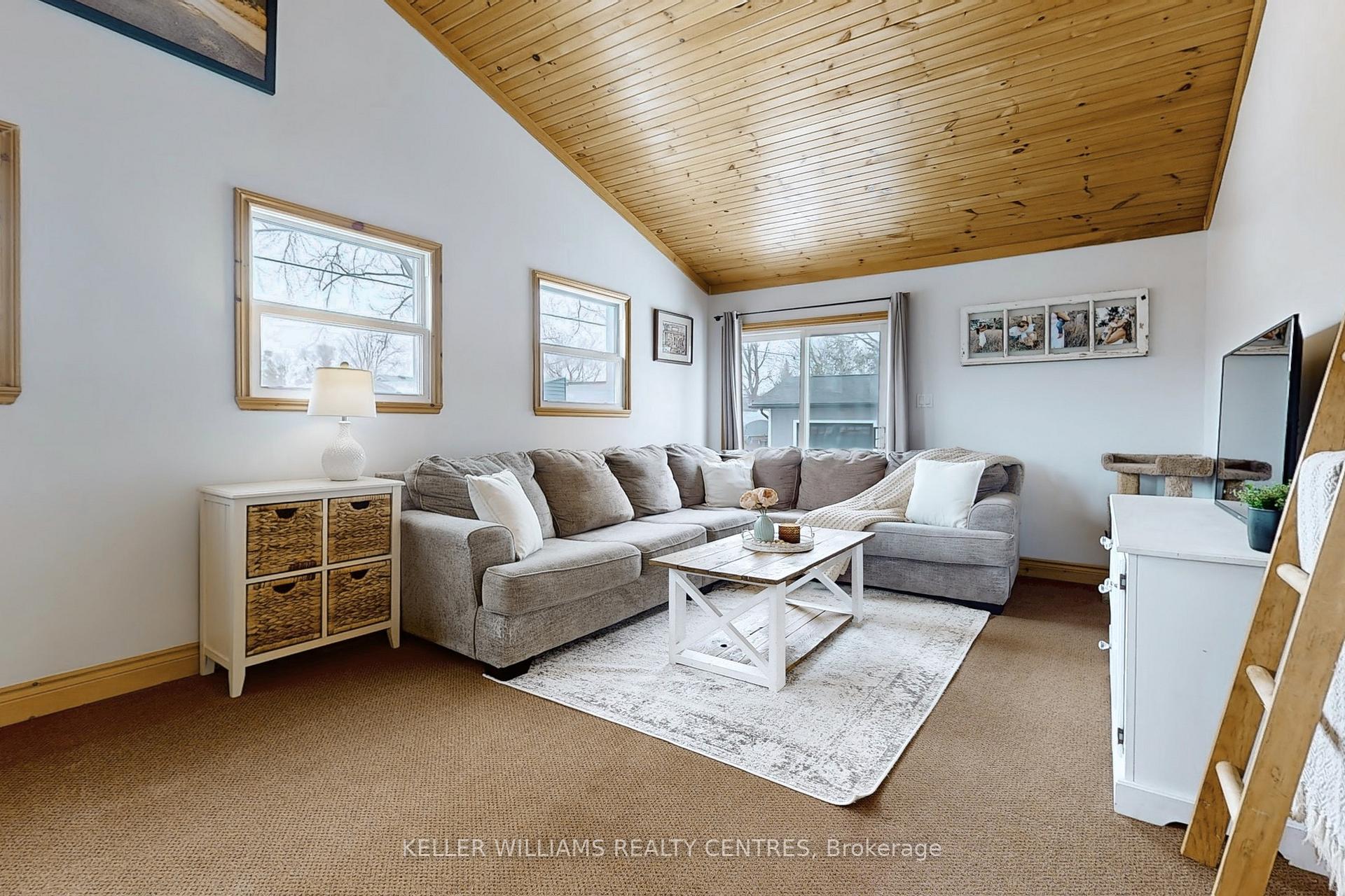 Photo 7 of 286 Rayners Road, Georgina, Historic Lakeshore Communities — HOMEH