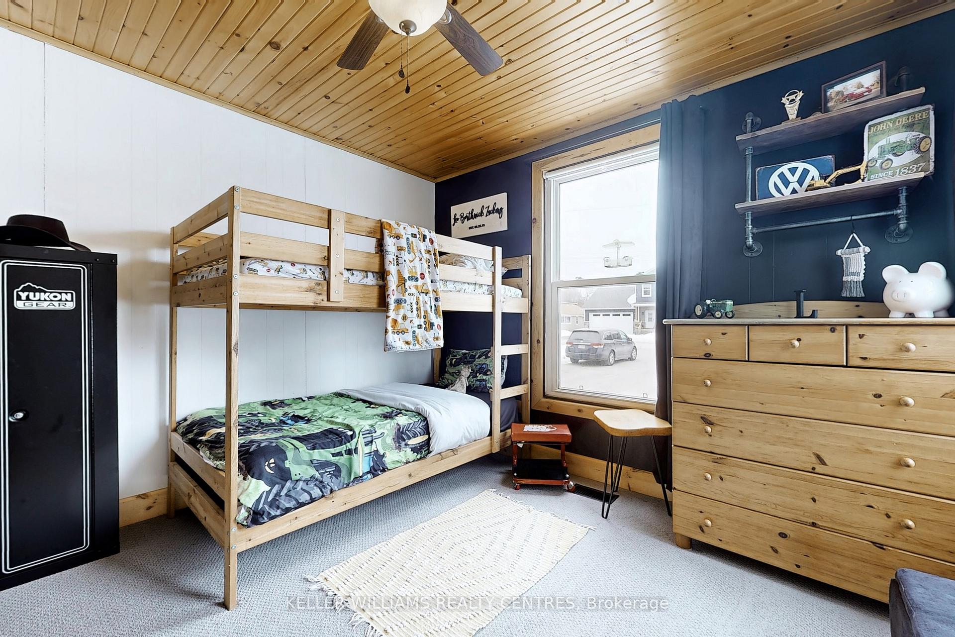 Photo 18 of 286 Rayners Road, Georgina, Historic Lakeshore Communities — HOMEH