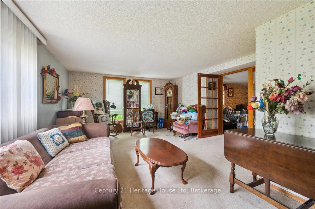 Photo 7 of 2 Johnston Street, Guelph, St. Patrick's Ward — HOMEH