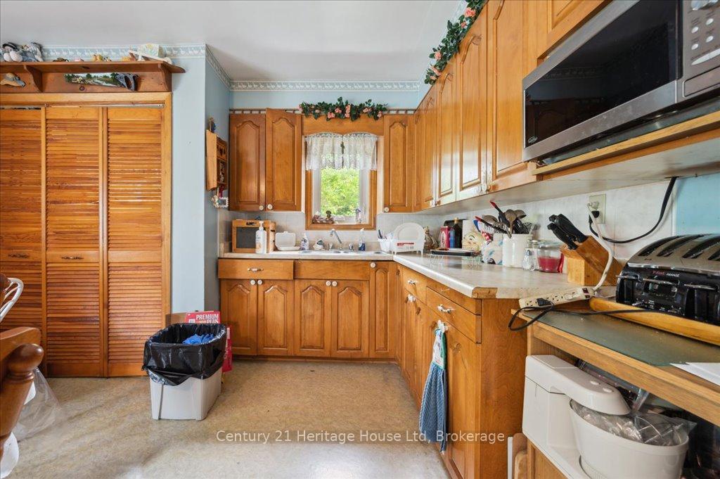 Photo 12 of 2 Johnston Street, Guelph, St. Patrick's Ward — HOMEH