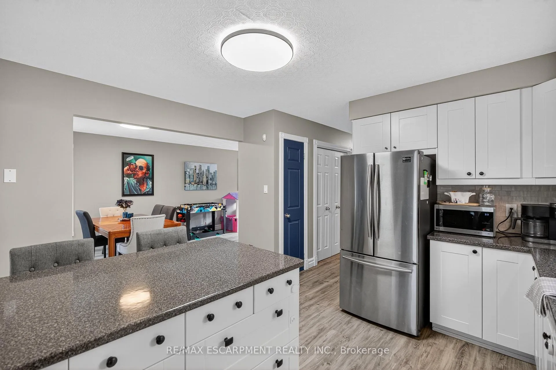Photo 18 of 84 Branthaven Drive, Hamilton, Stoney Creek Mountain — HOMEH