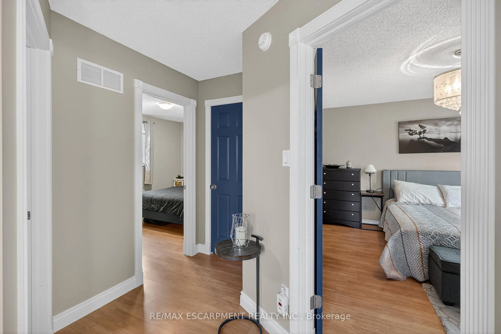 Photo 26 of 84 Branthaven Drive, Hamilton, Stoney Creek Mountain — HOMEH