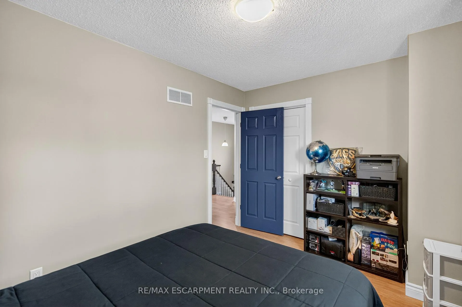 Photo 30 of 84 Branthaven Drive, Hamilton, Stoney Creek Mountain — HOMEH