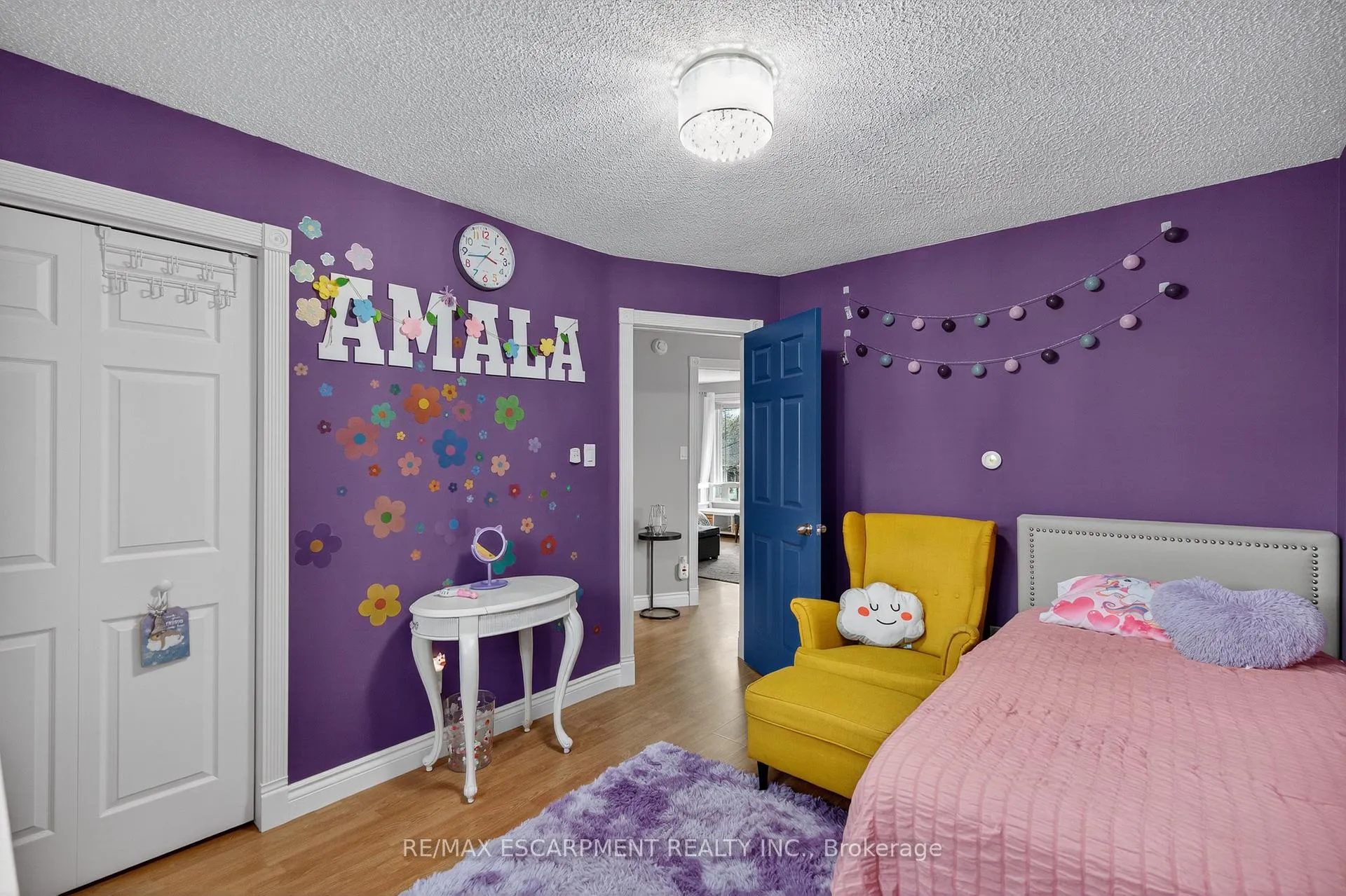 Photo 32 of 84 Branthaven Drive, Hamilton, Stoney Creek Mountain — HOMEH