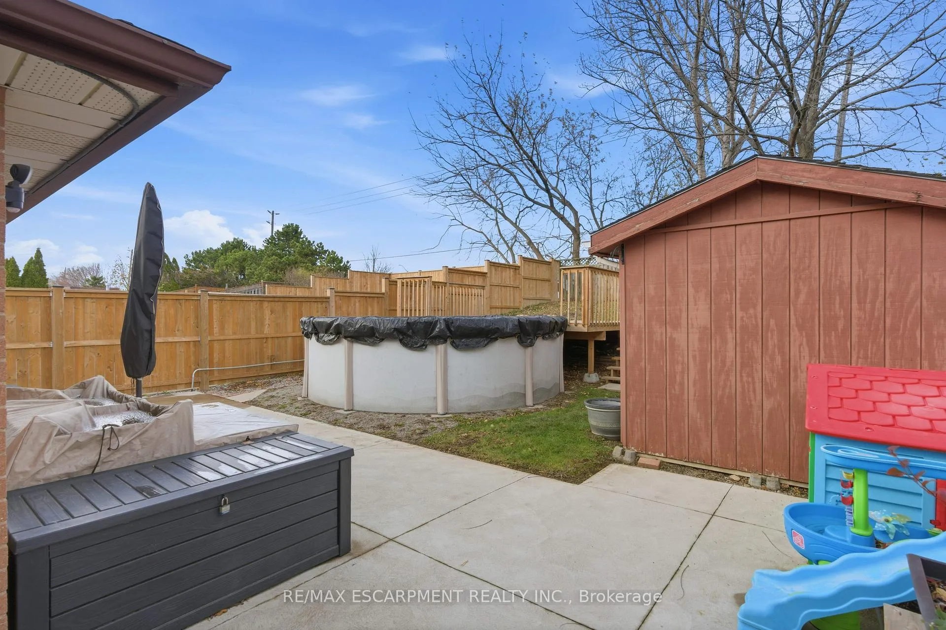 Photo 44 of 84 Branthaven Drive, Hamilton, Stoney Creek Mountain — HOMEH