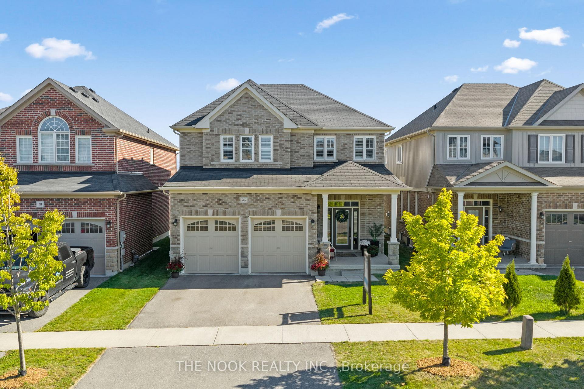 Photo 1 of 207 Northglen Boulevard, Clarington, Bowmanville — HOMEH
