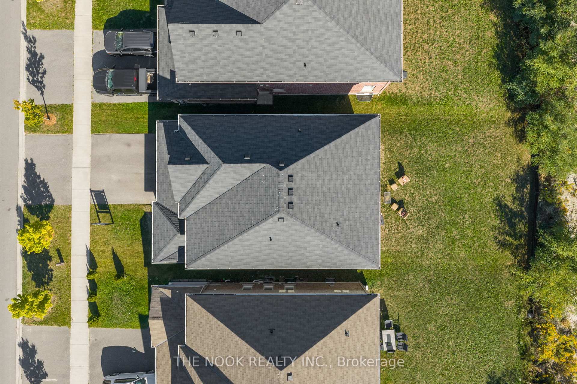 Photo 38 of 207 Northglen Boulevard, Clarington, Bowmanville — HOMEH