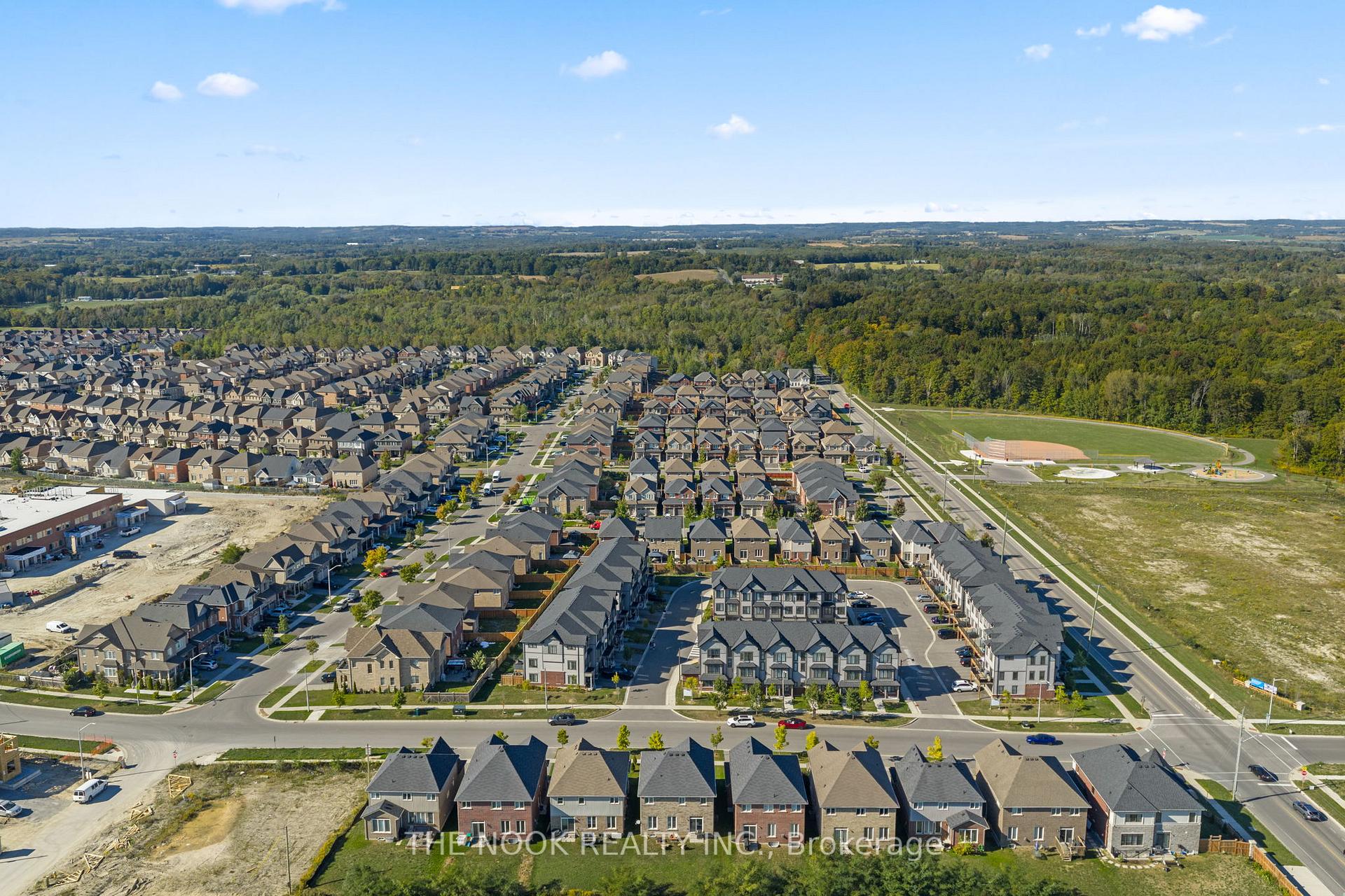 Photo 40 of 207 Northglen Boulevard, Clarington, Bowmanville — HOMEH