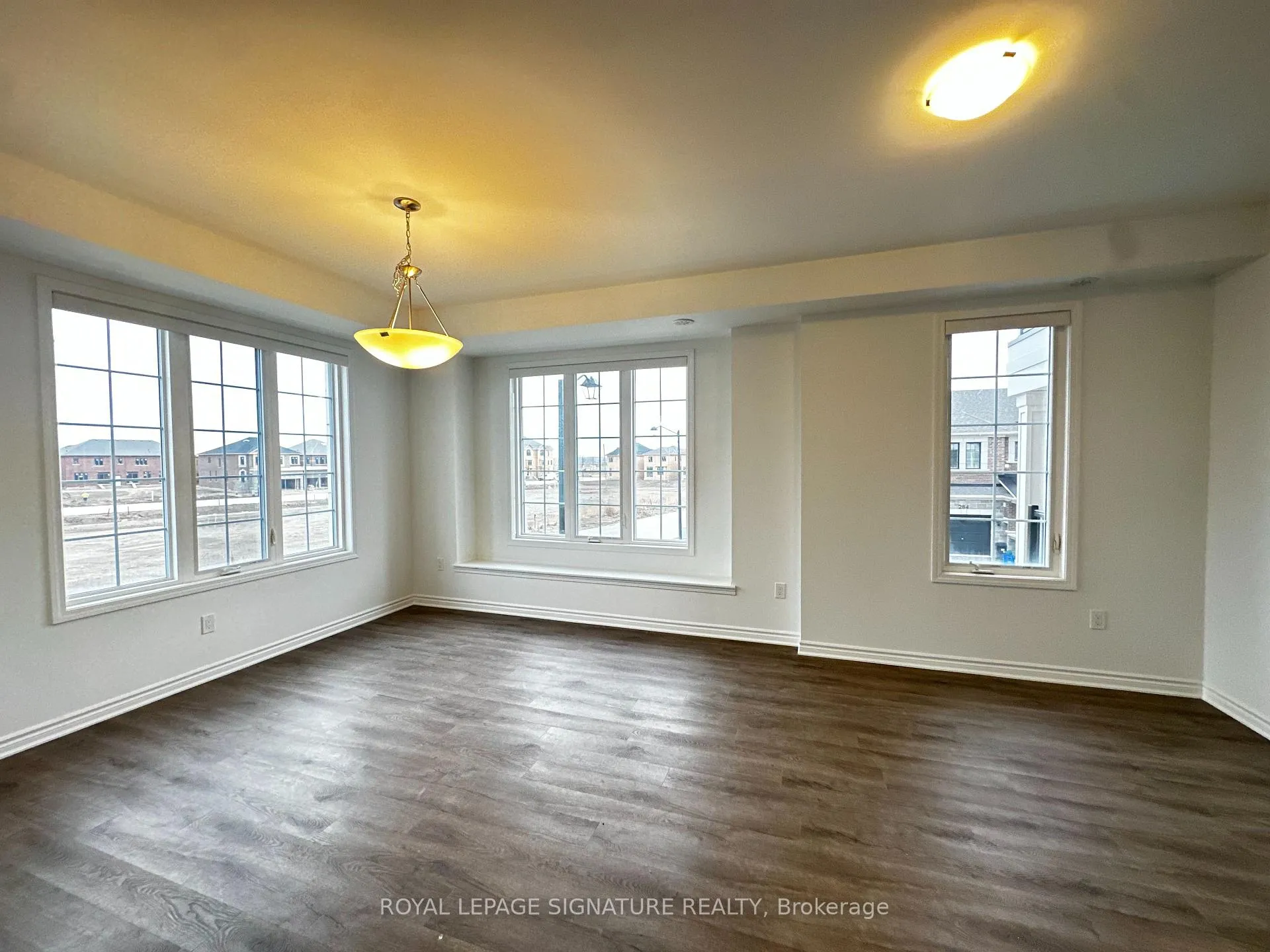 Photo 1 of Unit 15, 1259 Lily Crescent, Milton, Walker — HOMEH
