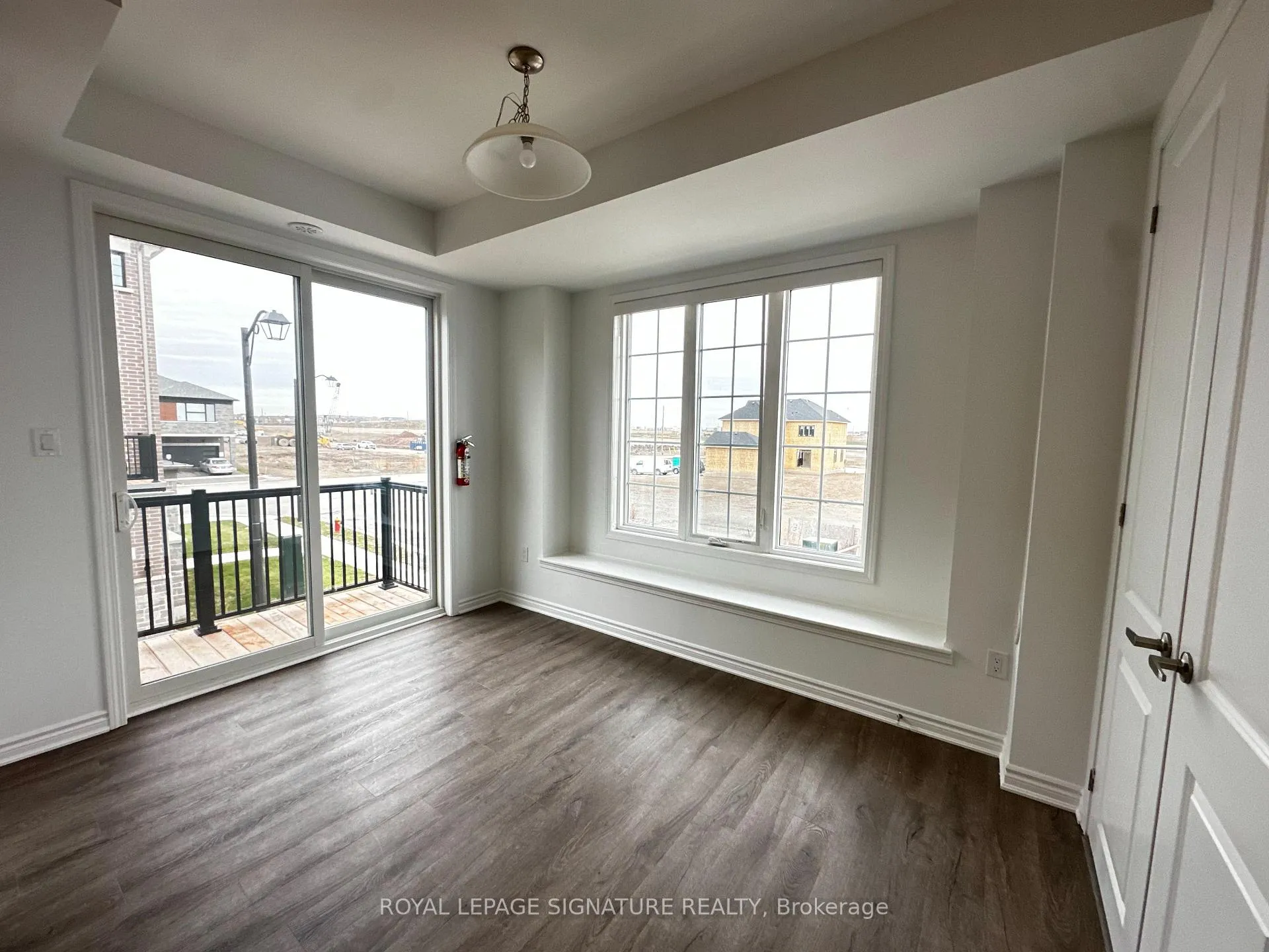 Photo 3 of Unit 15, 1259 Lily Crescent, Milton, Walker — HOMEH