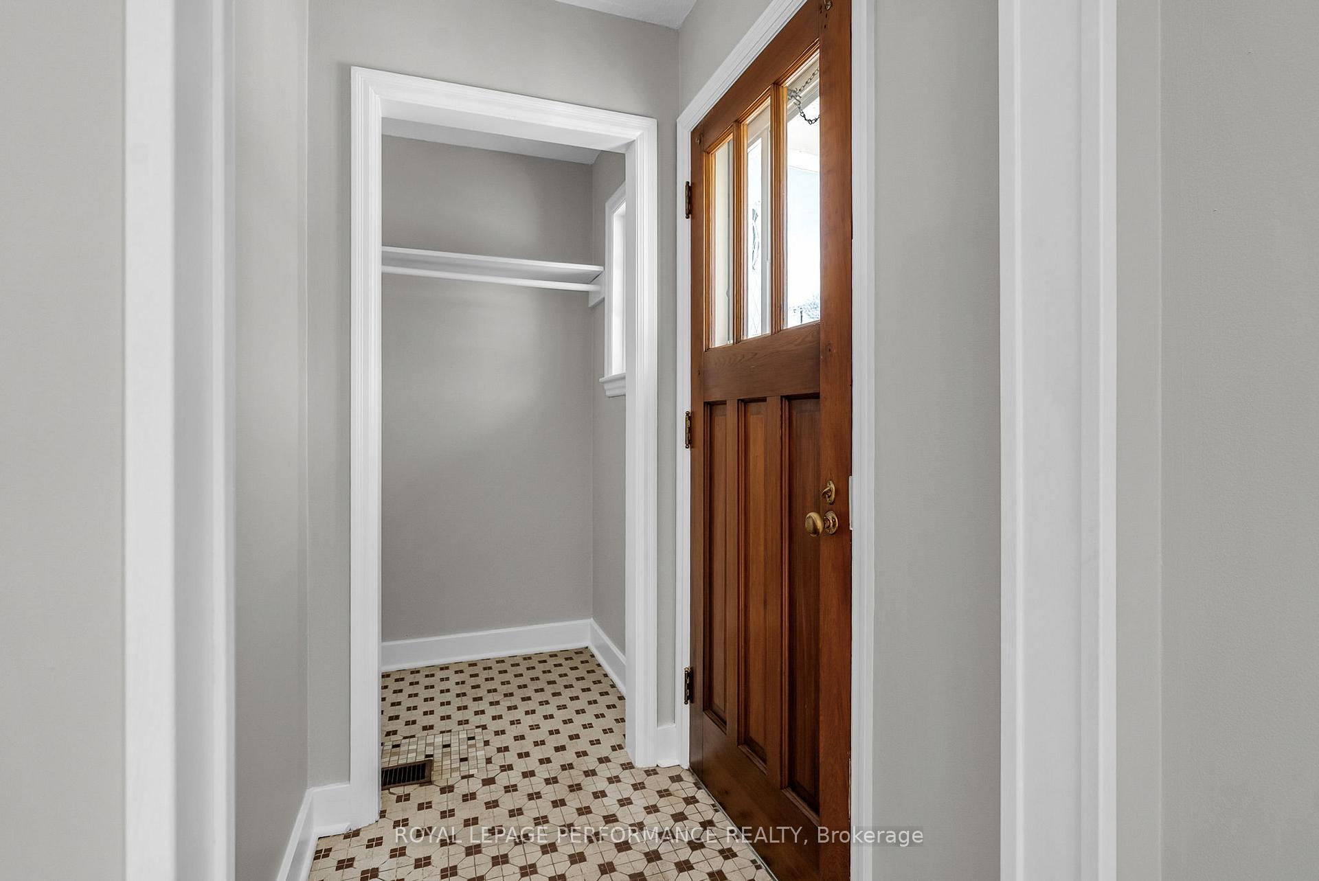 Photo 4 of 1206 2nd Street E, Cornwall — HOMEH
