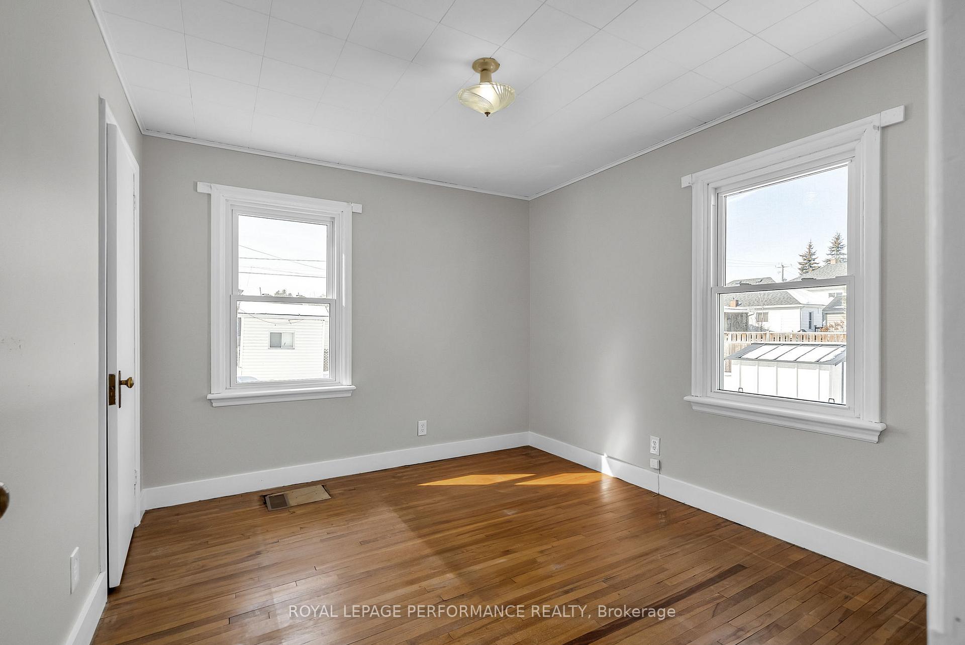 Photo 21 of 1206 2nd Street E, Cornwall — HOMEH