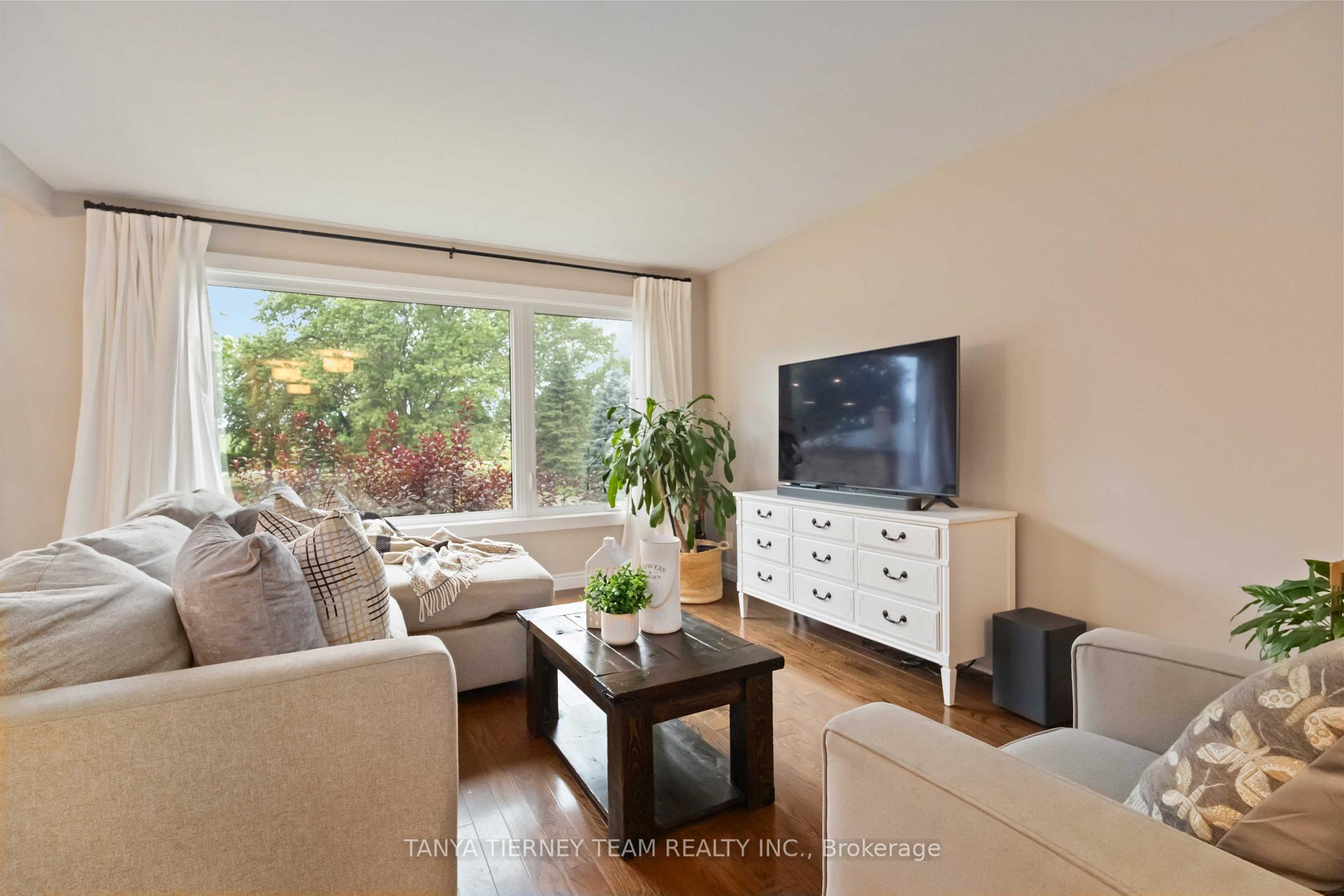 Photo 12 of 6381 Leskard Road, Clarington, Rural Clarington — HOMEH