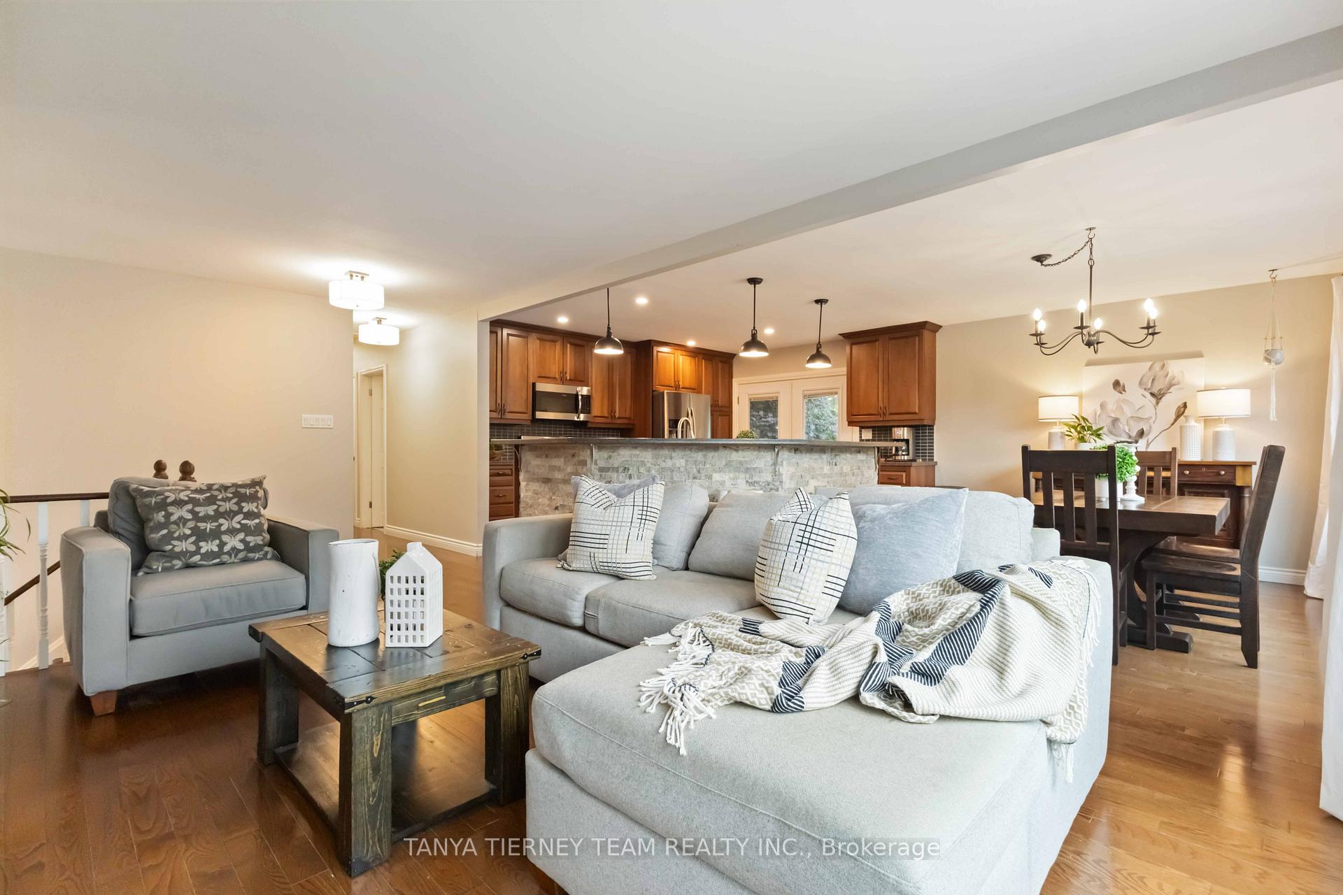 Photo 13 of 6381 Leskard Road, Clarington, Rural Clarington — HOMEH