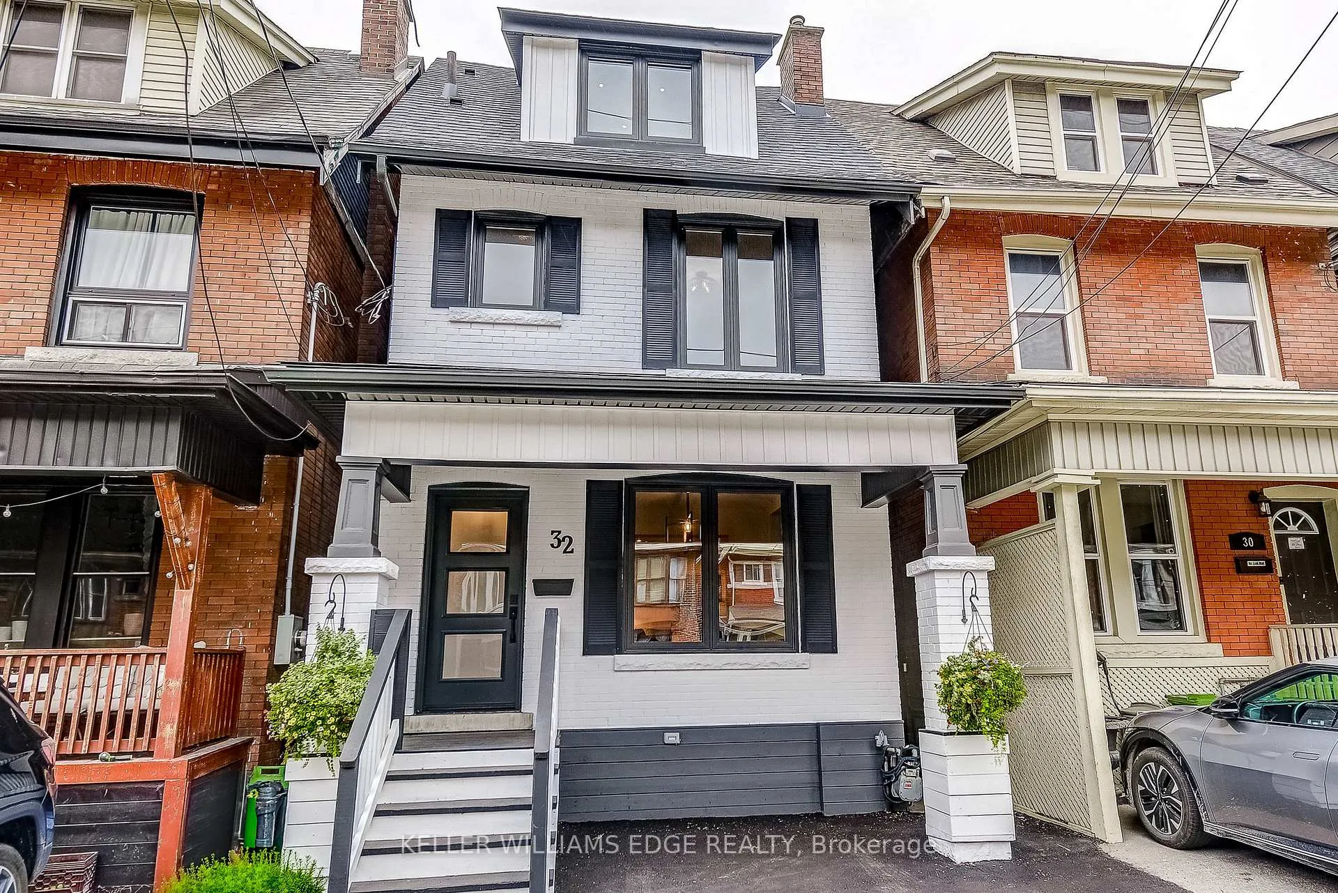 Photo 1 of 32 Cumberland Avenue, Hamilton, St. Clair — HOMEH