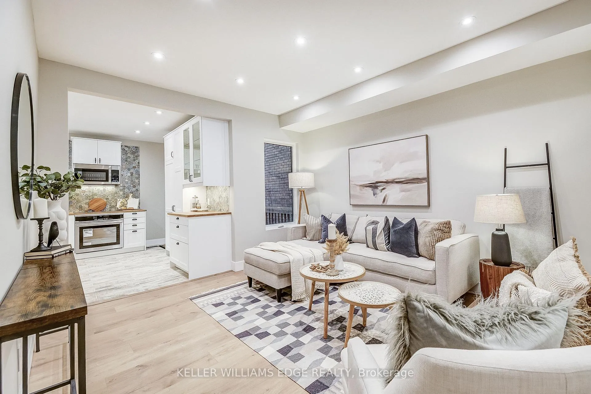 Photo 9 of 32 Cumberland Avenue, Hamilton, St. Clair — HOMEH