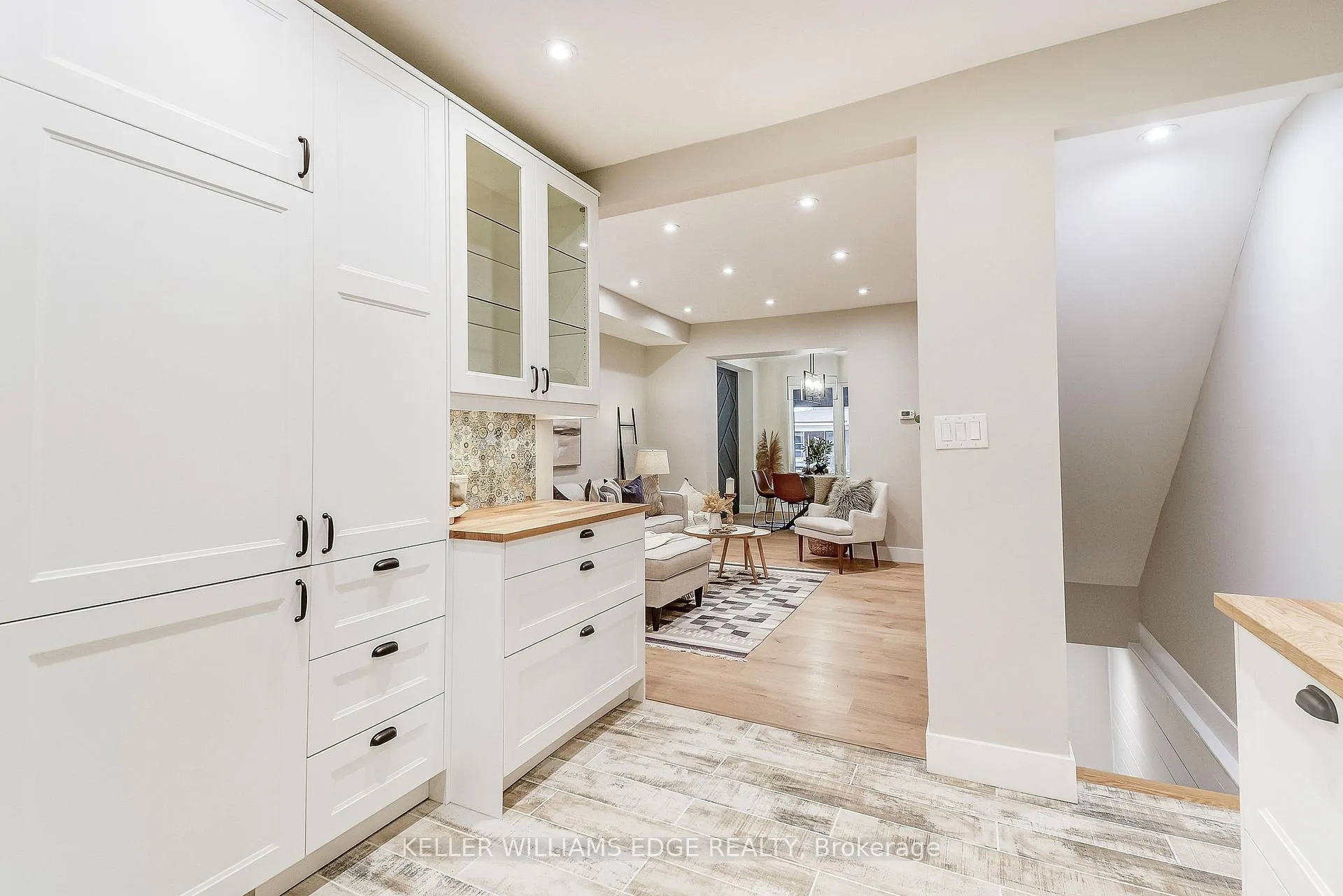 Photo 16 of 32 Cumberland Avenue, Hamilton, St. Clair — HOMEH
