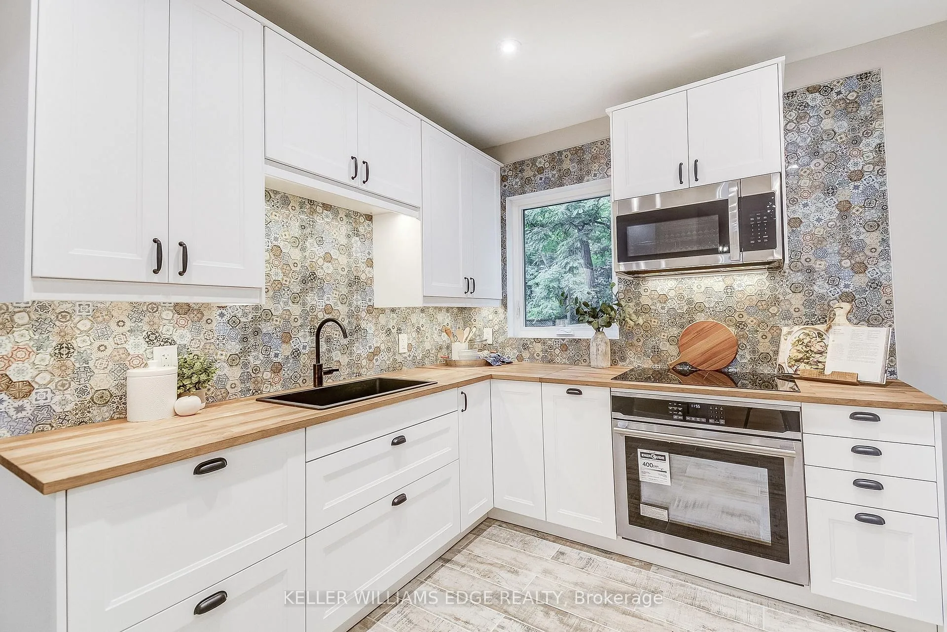 Photo 17 of 32 Cumberland Avenue, Hamilton, St. Clair — HOMEH