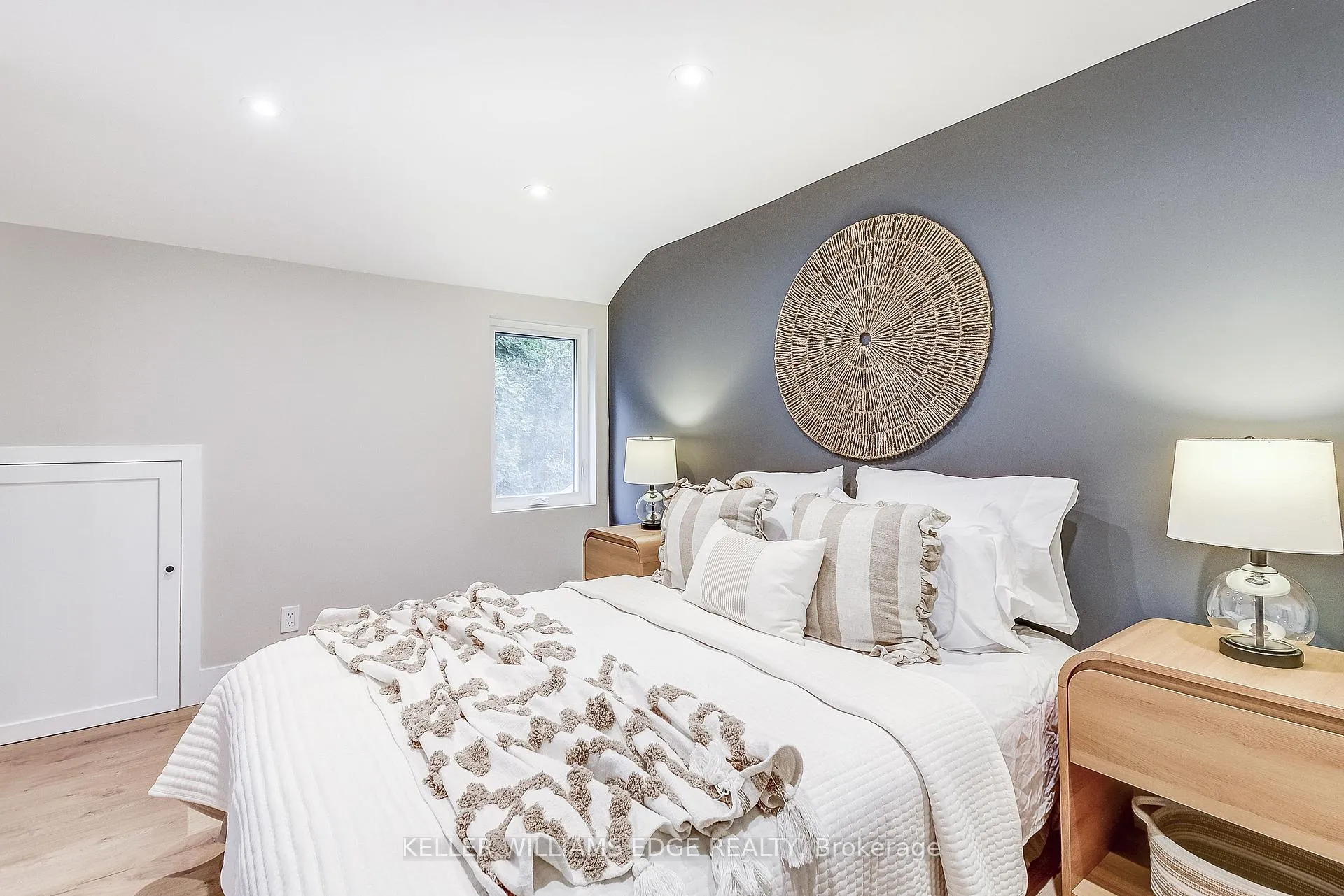 Photo 30 of 32 Cumberland Avenue, Hamilton, St. Clair — HOMEH