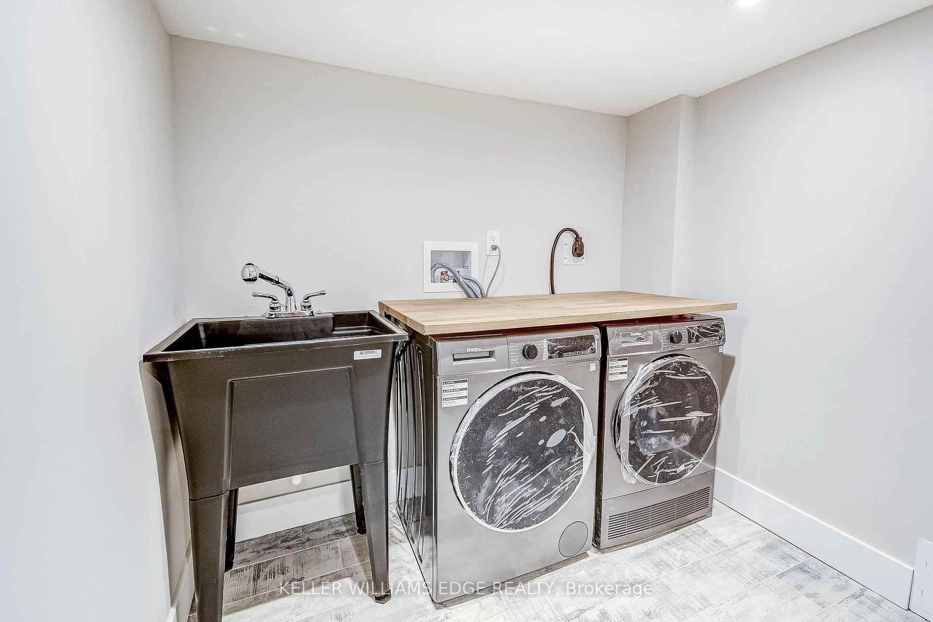 Photo 36 of 32 Cumberland Avenue, Hamilton, St. Clair — HOMEH