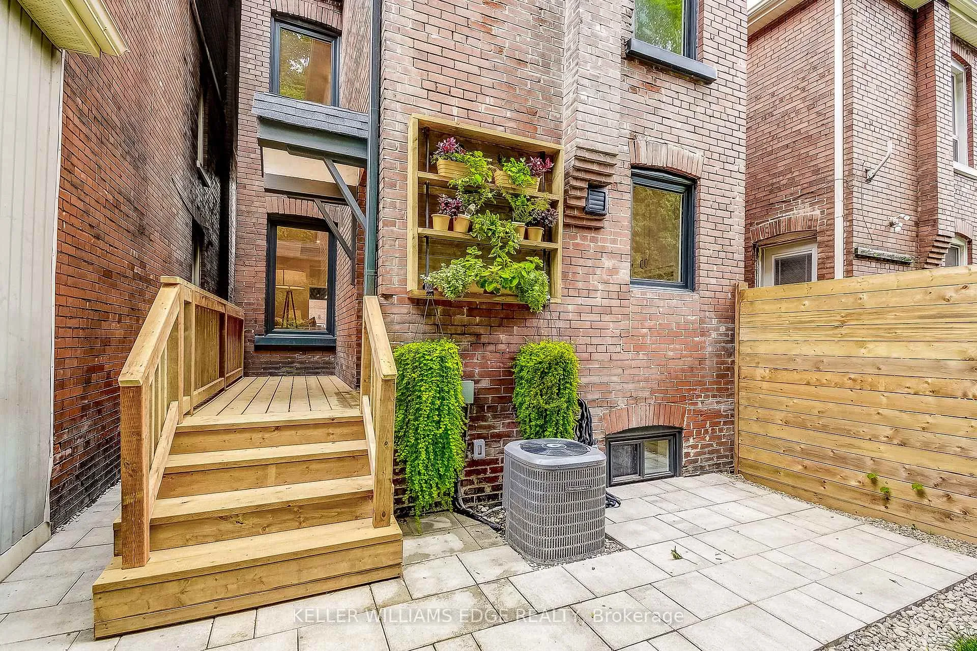 Photo 40 of 32 Cumberland Avenue, Hamilton, St. Clair — HOMEH