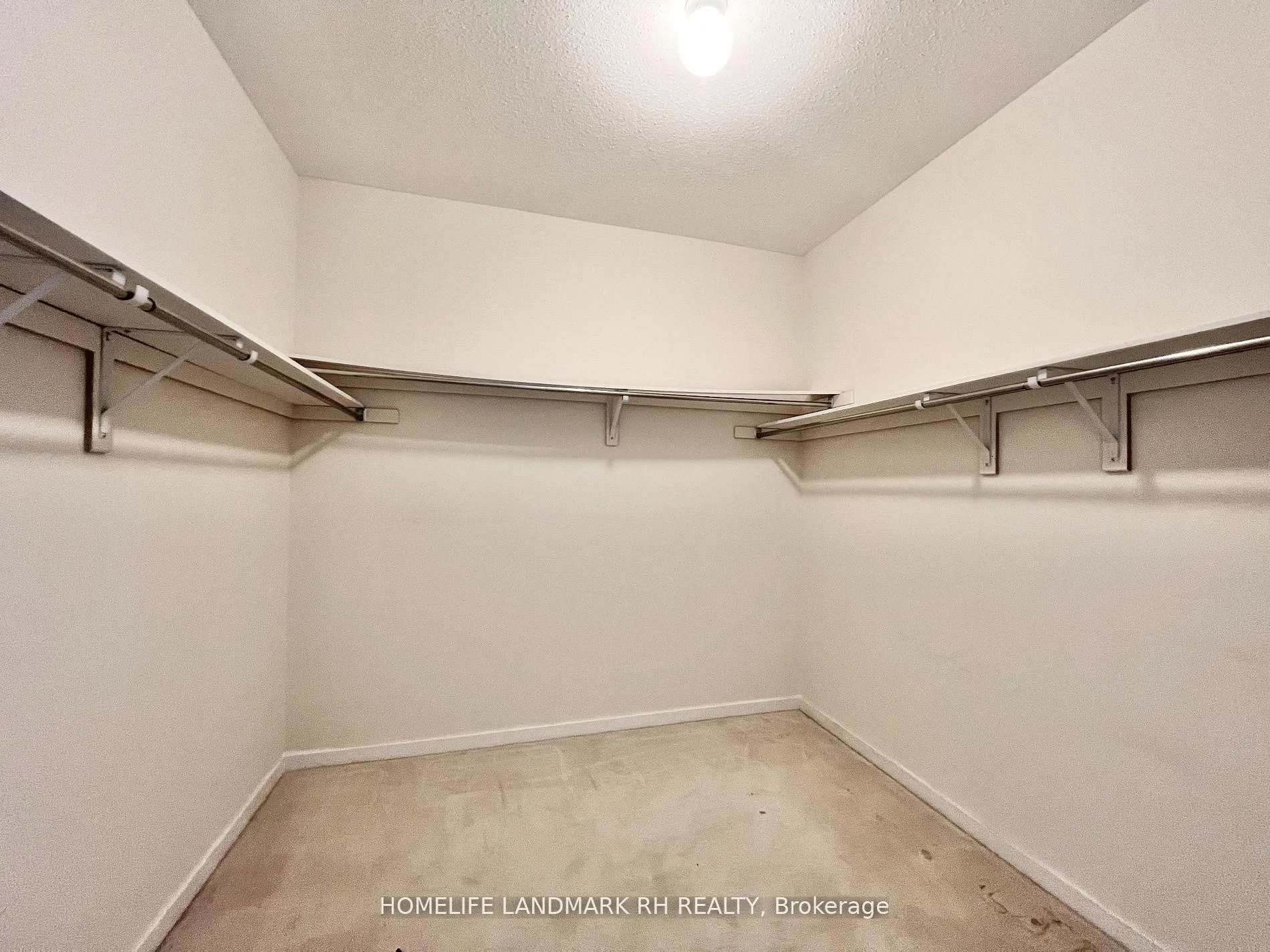 Photo 20 of 28 Elyse Court, Aurora, Bayview Northeast — HOMEH