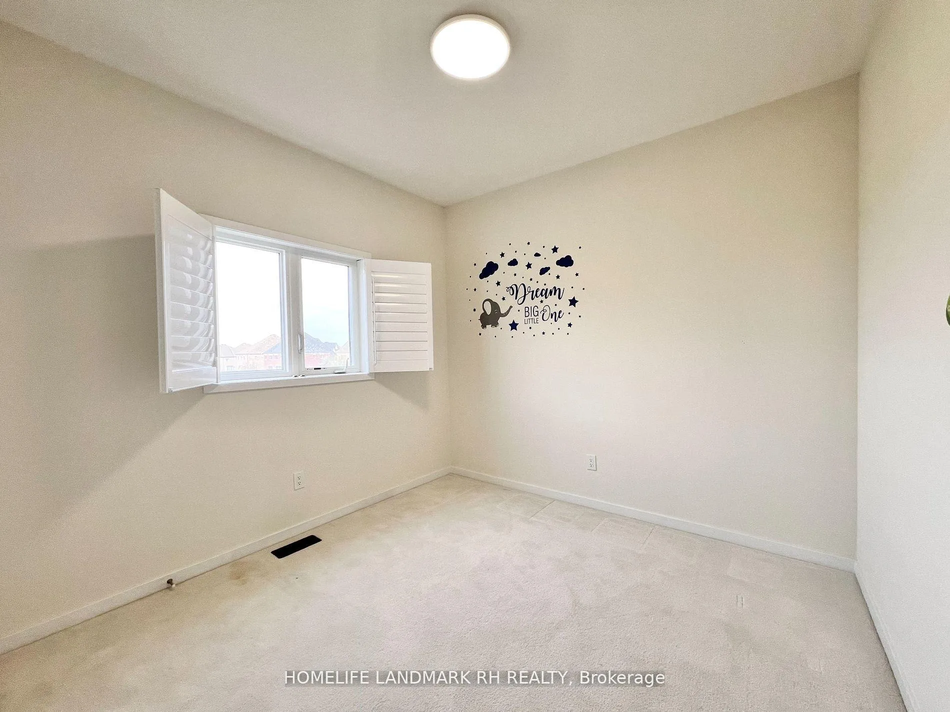 Photo 21 of 28 Elyse Court, Aurora, Bayview Northeast — HOMEH