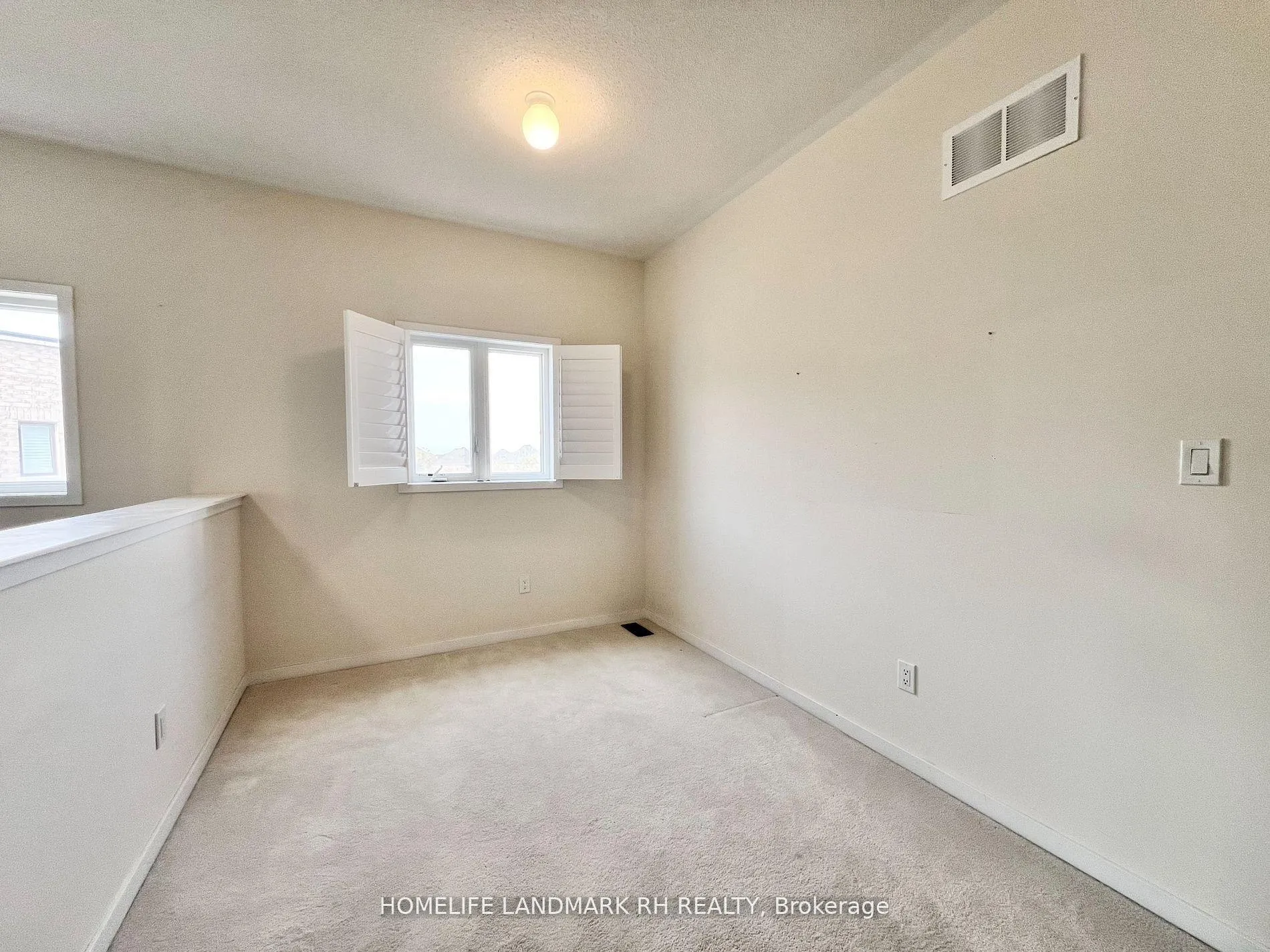 Photo 26 of 28 Elyse Court, Aurora, Bayview Northeast — HOMEH