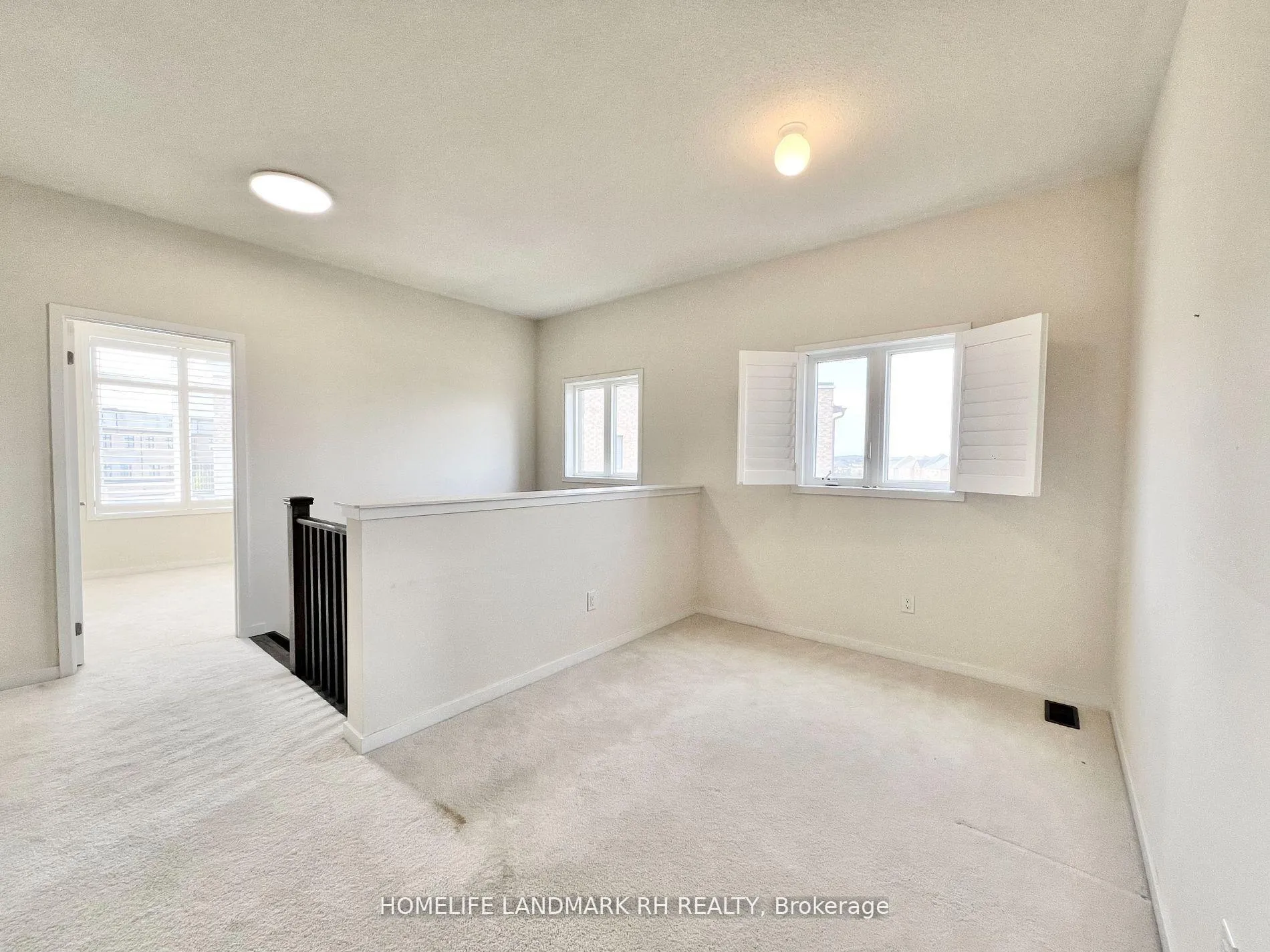 Photo 27 of 28 Elyse Court, Aurora, Bayview Northeast — HOMEH