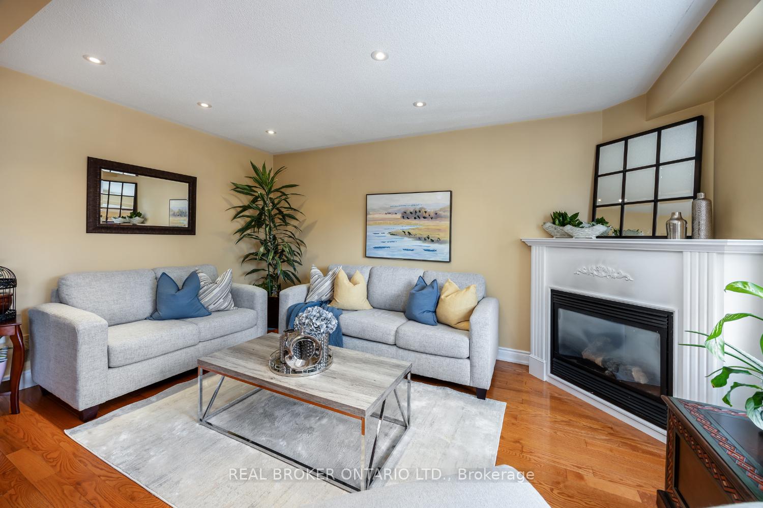 Photo 9 of 115 William Cowles Drive, Clarington, Bowmanville — HOMEH
