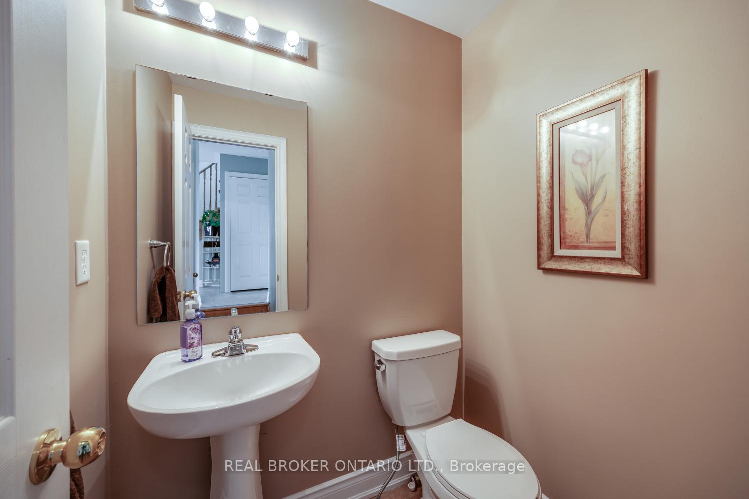 Photo 15 of 115 William Cowles Drive, Clarington, Bowmanville — HOMEH