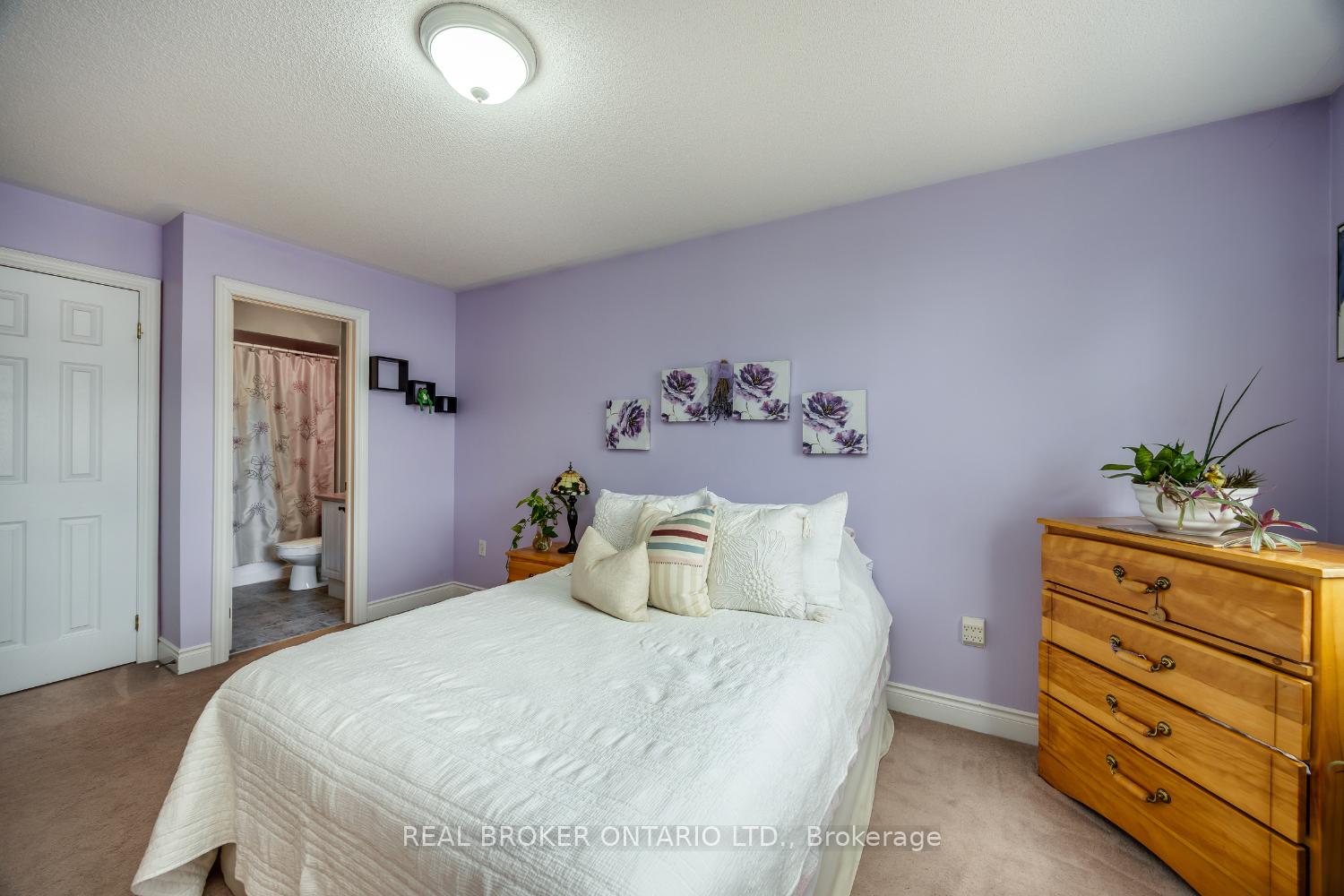 Photo 17 of 115 William Cowles Drive, Clarington, Bowmanville — HOMEH