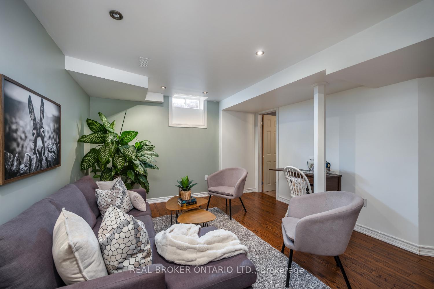 Photo 25 of 115 William Cowles Drive, Clarington, Bowmanville — HOMEH