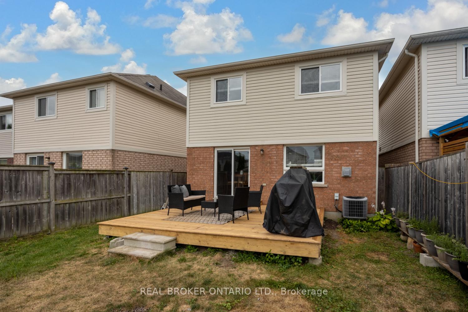 Photo 29 of 115 William Cowles Drive, Clarington, Bowmanville — HOMEH