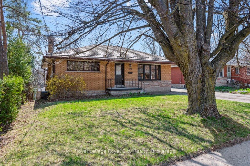 Photo 2 of 320 Victoria Road N, Guelph, Riverside Park — HOMEH