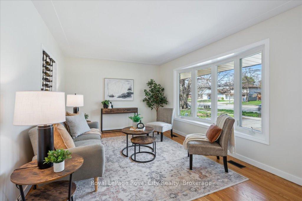 Photo 7 of 320 Victoria Road N, Guelph, Riverside Park — HOMEH